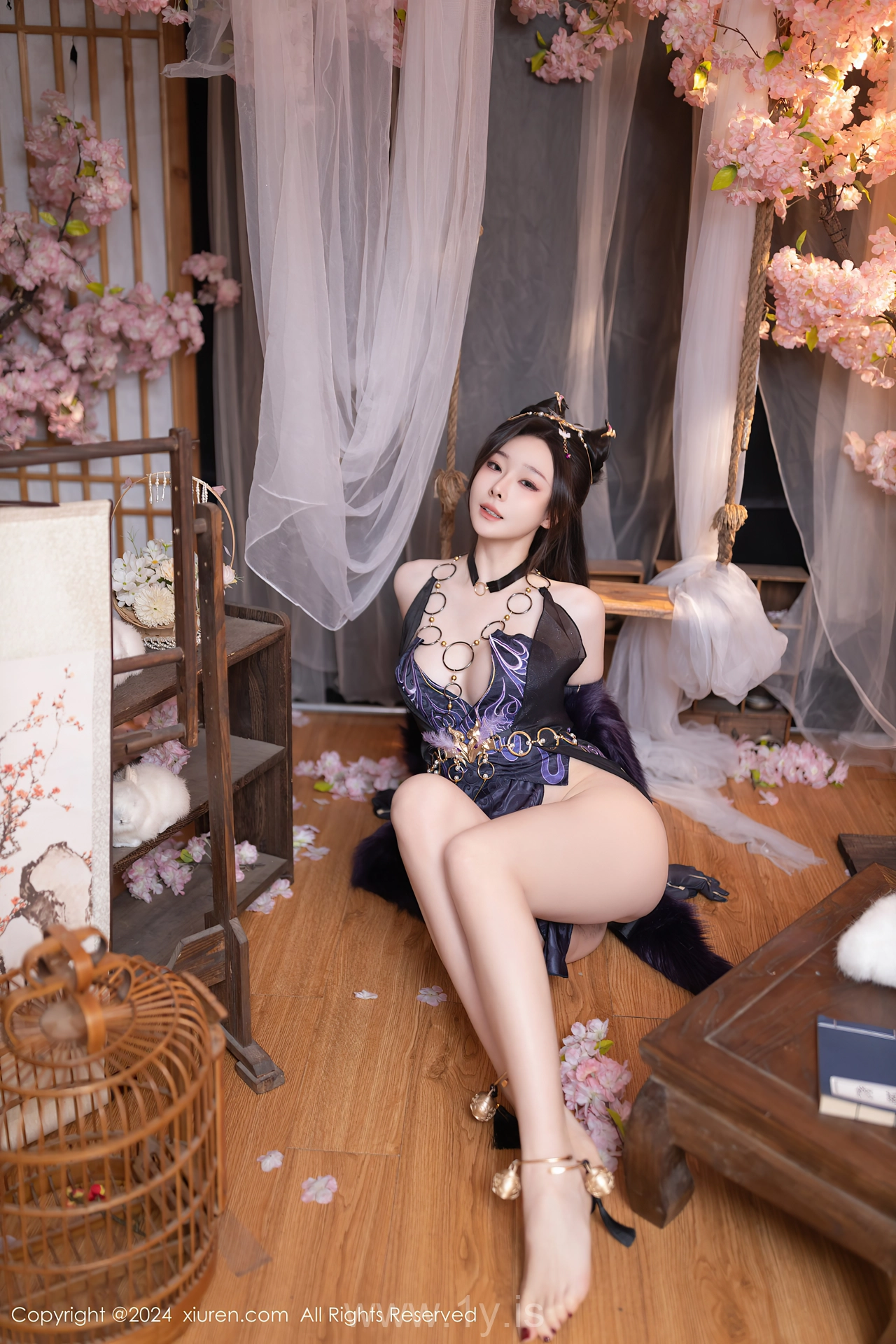 XIUREN(秀人网) No.8232 Radiant Chinese Beauty Queen 小逗逗