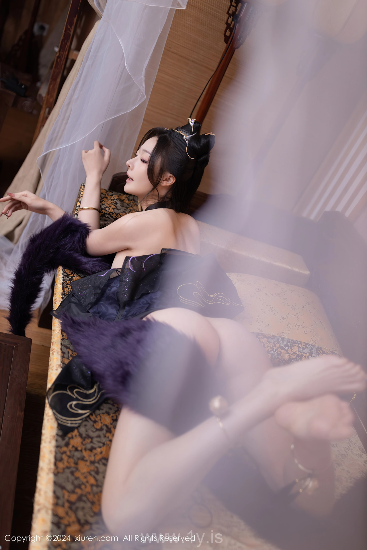 XIUREN(秀人网) No.8232 Radiant Chinese Beauty Queen 小逗逗