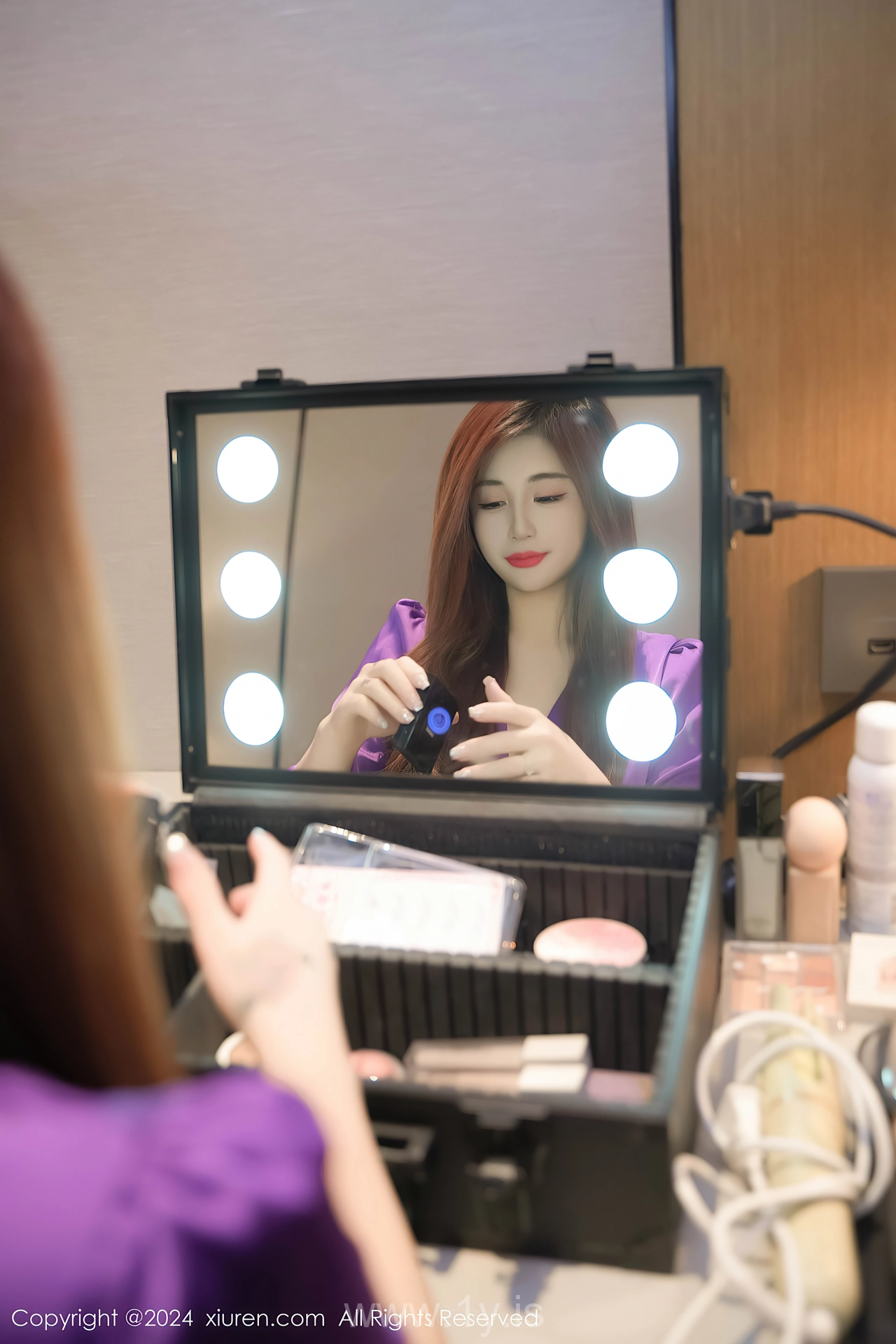 XIUREN(秀人网) No.8237 Elegant Chinese Jade 美七Mia