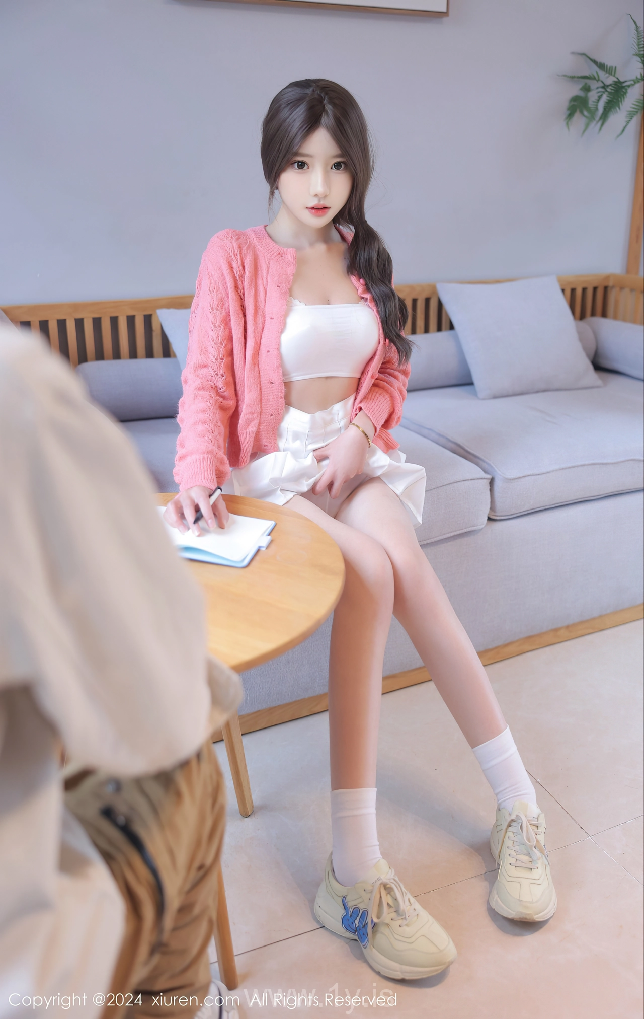 XIUREN(秀人网) No.8241 Alluring & Chic Asian Chick 桃妖夭