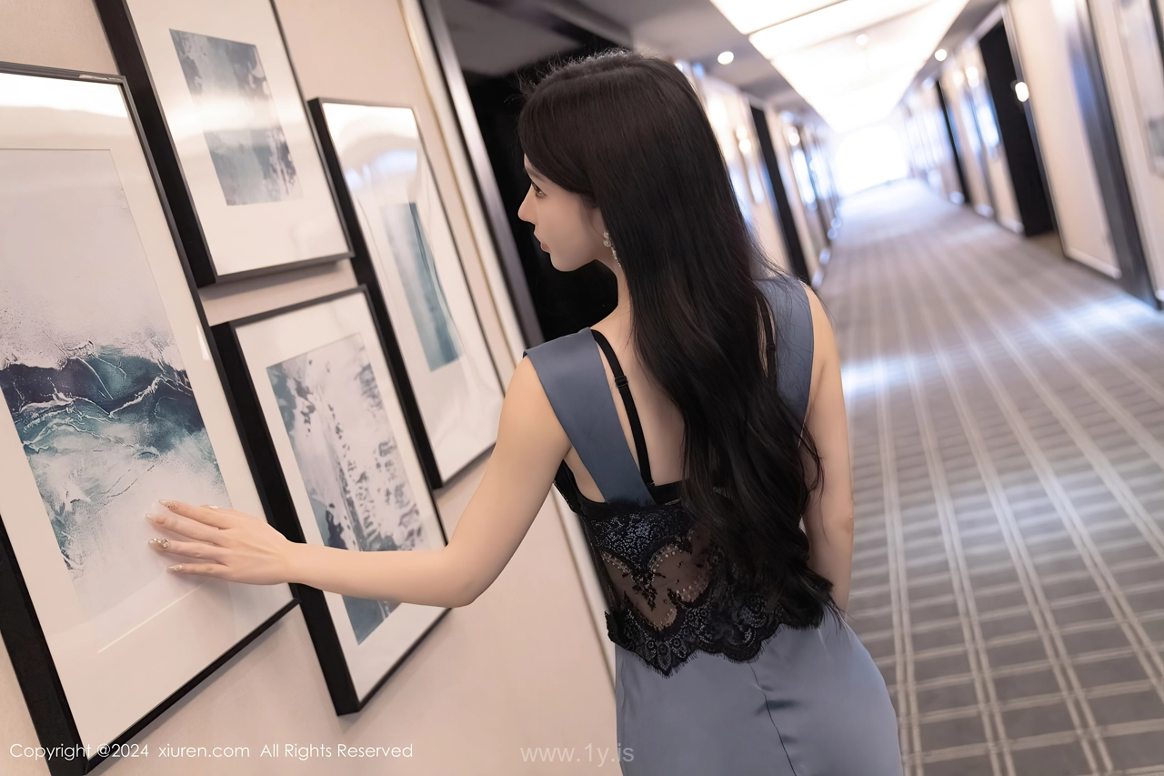 XIUREN(秀人网) No.8242 Charismatic Chinese Peri 周于希Sally