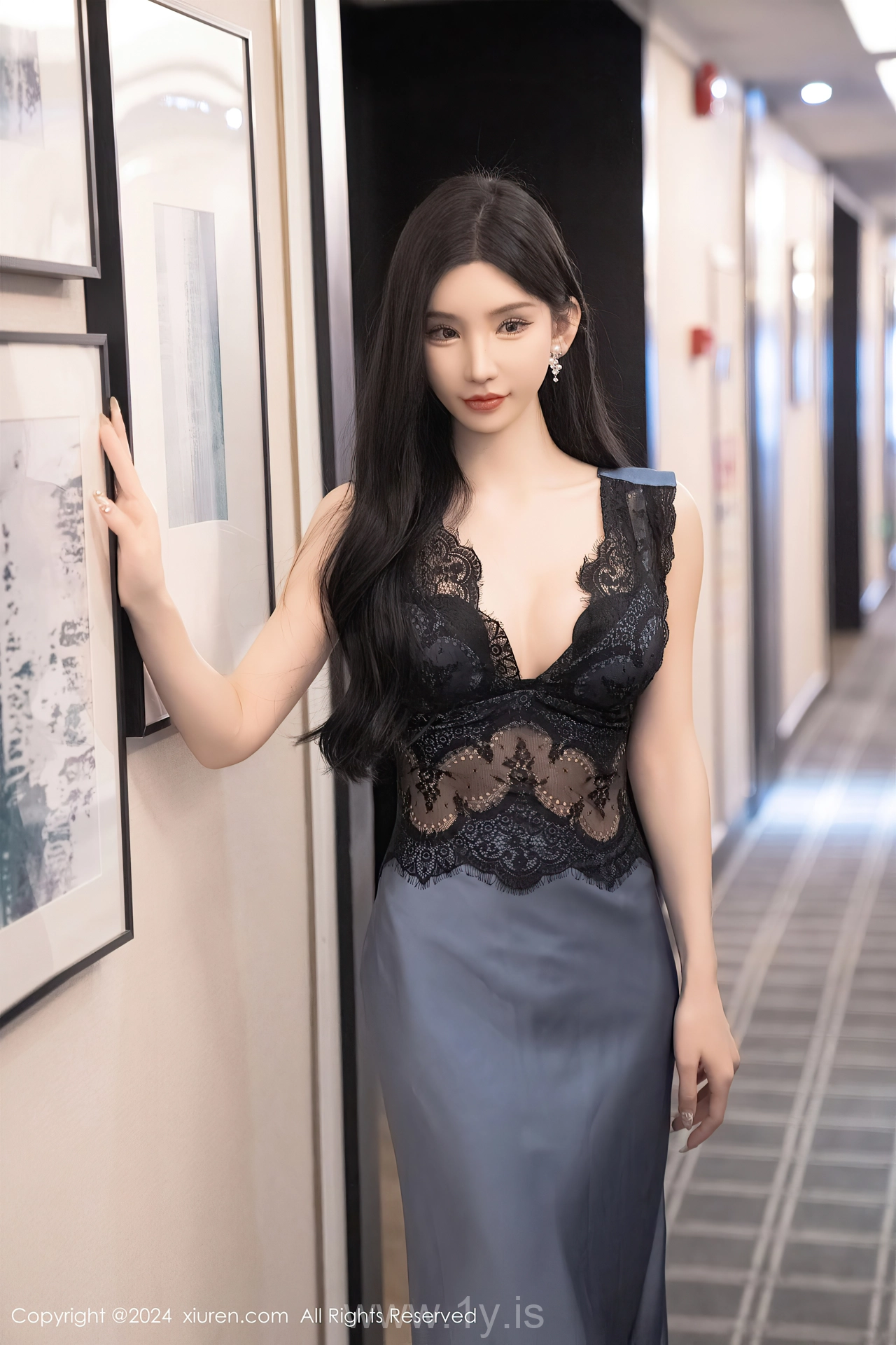 XIUREN(秀人网) No.8242 Charismatic Chinese Peri 周于希Sally