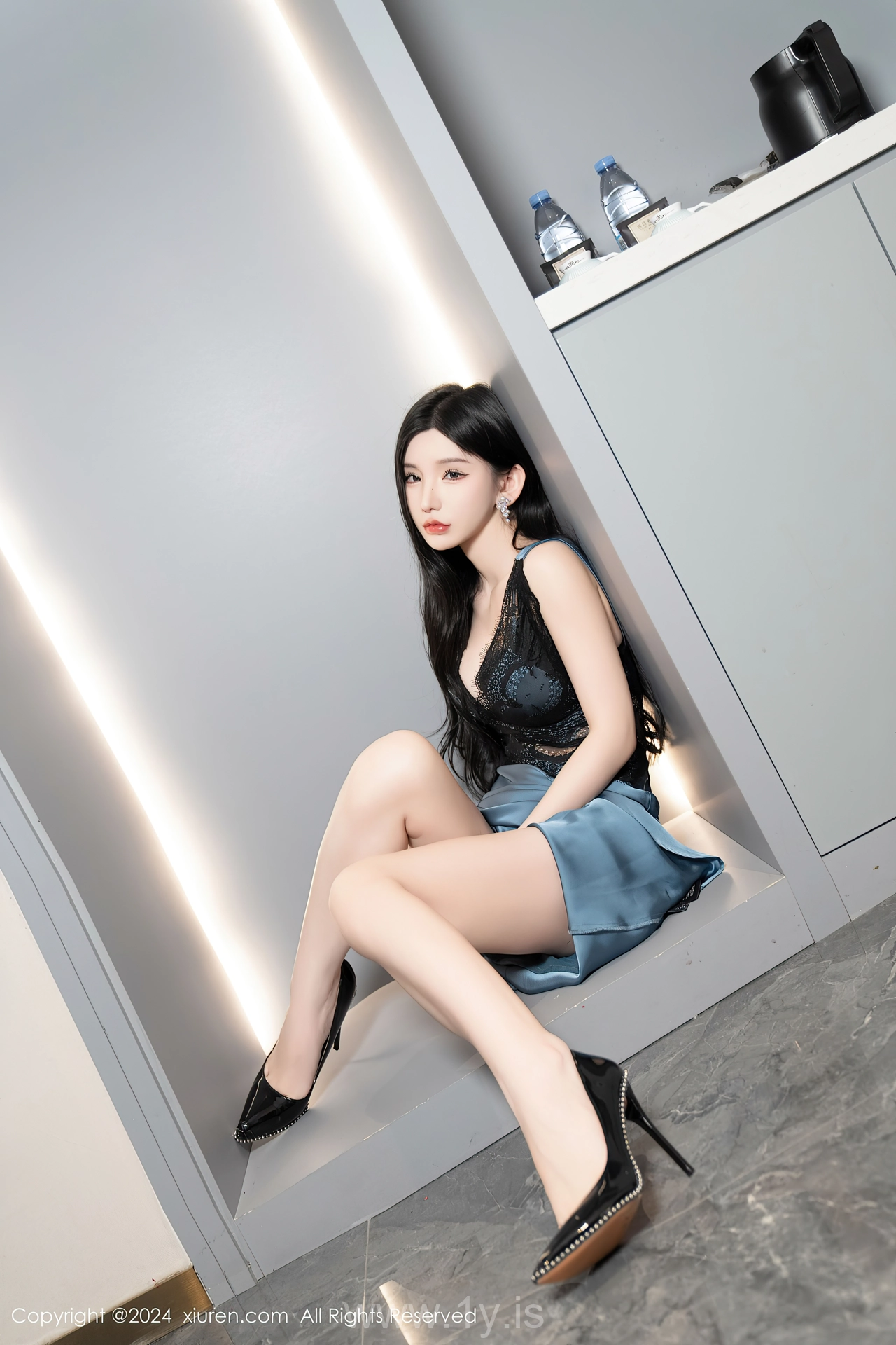 XIUREN(秀人网) No.8242 Charismatic Chinese Peri 周于希Sally