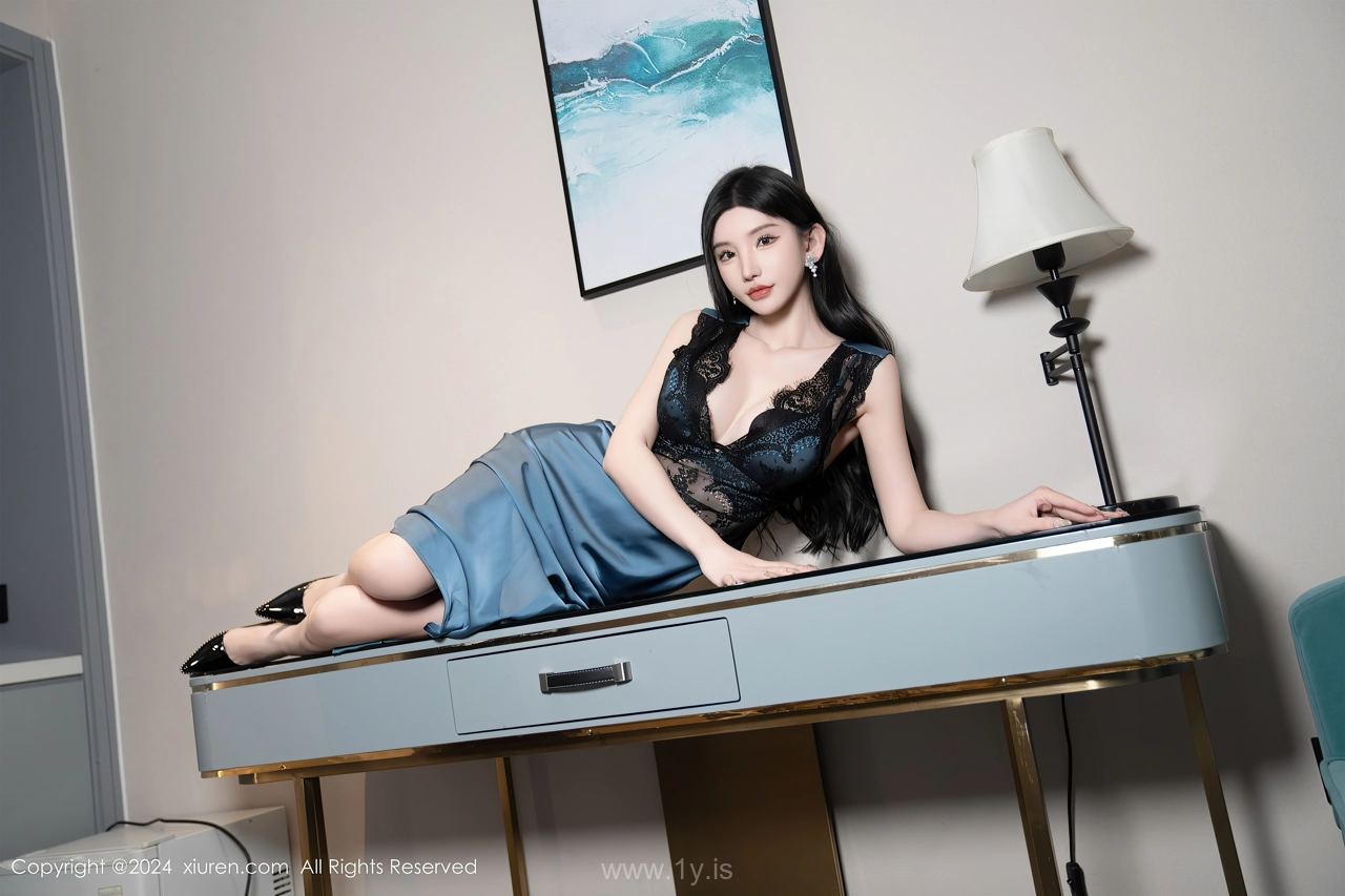 XIUREN(秀人网) No.8242 Charismatic Chinese Peri 周于希Sally