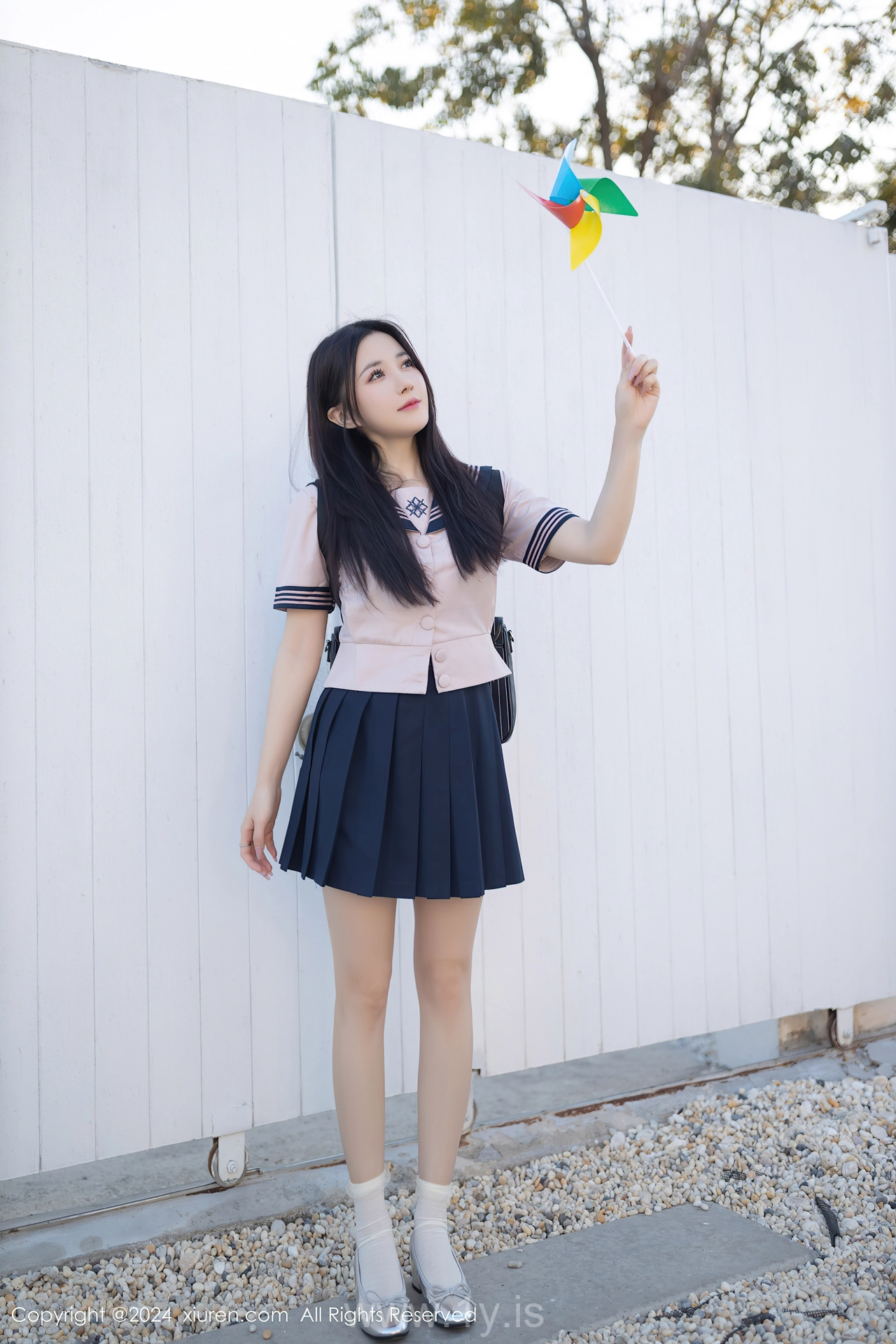 XIUREN(秀人网) No.8244 Glamorous Chinese Girl 鱼子酱Fish