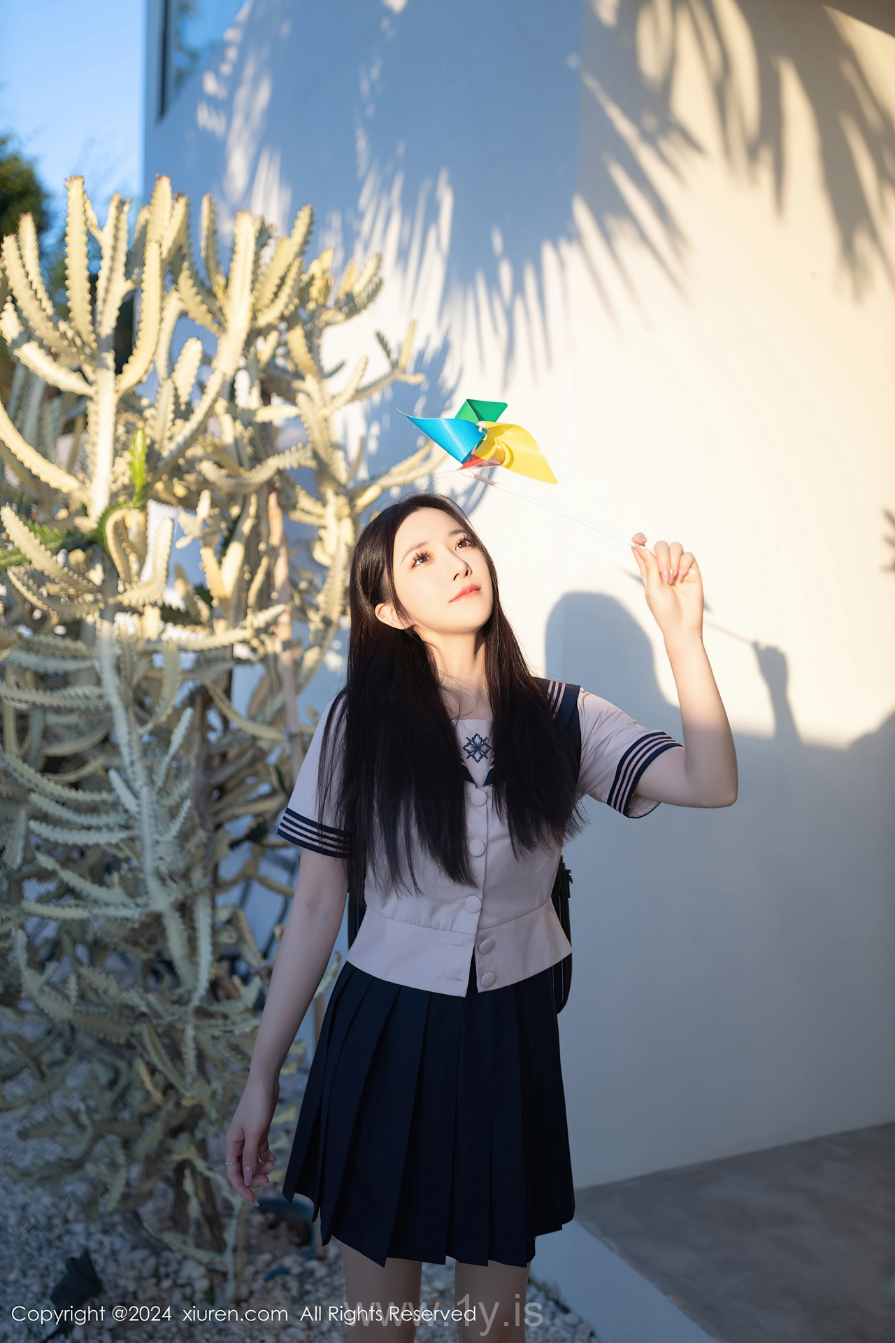 XIUREN(秀人网) No.8244 Glamorous Chinese Girl 鱼子酱Fish