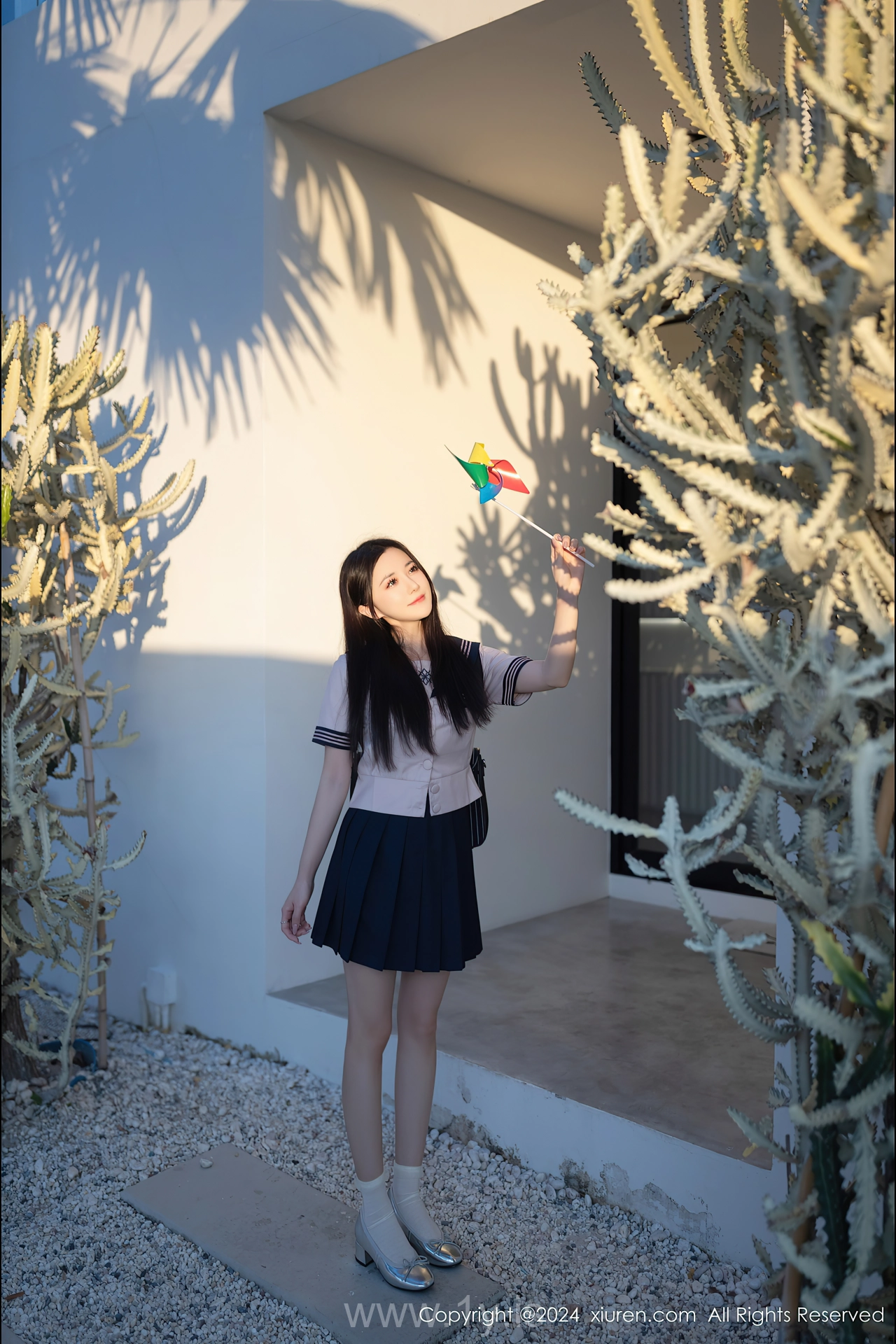 XIUREN(秀人网) No.8244 Glamorous Chinese Girl 鱼子酱Fish