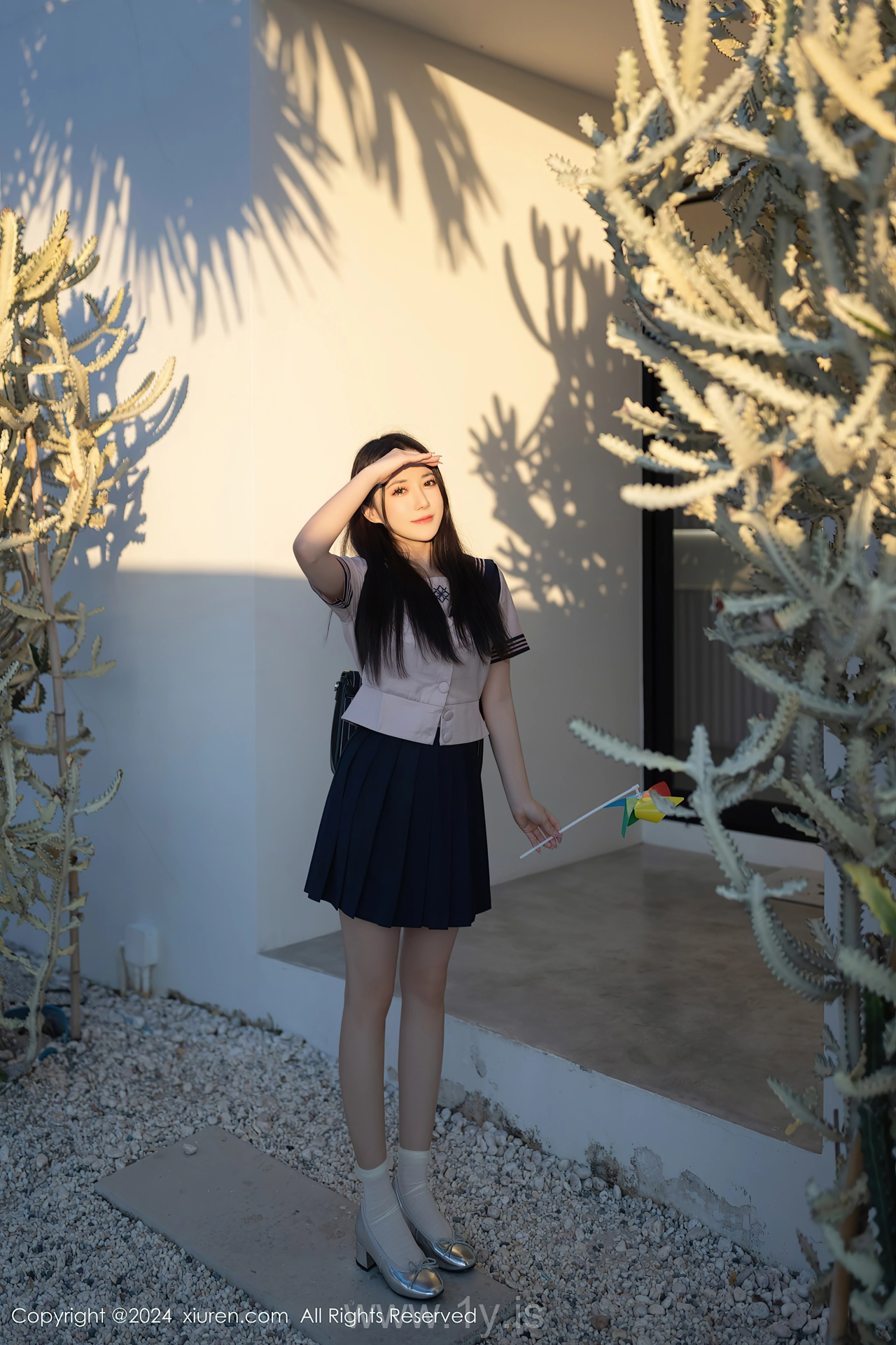 XIUREN(秀人网) No.8244 Glamorous Chinese Girl 鱼子酱Fish