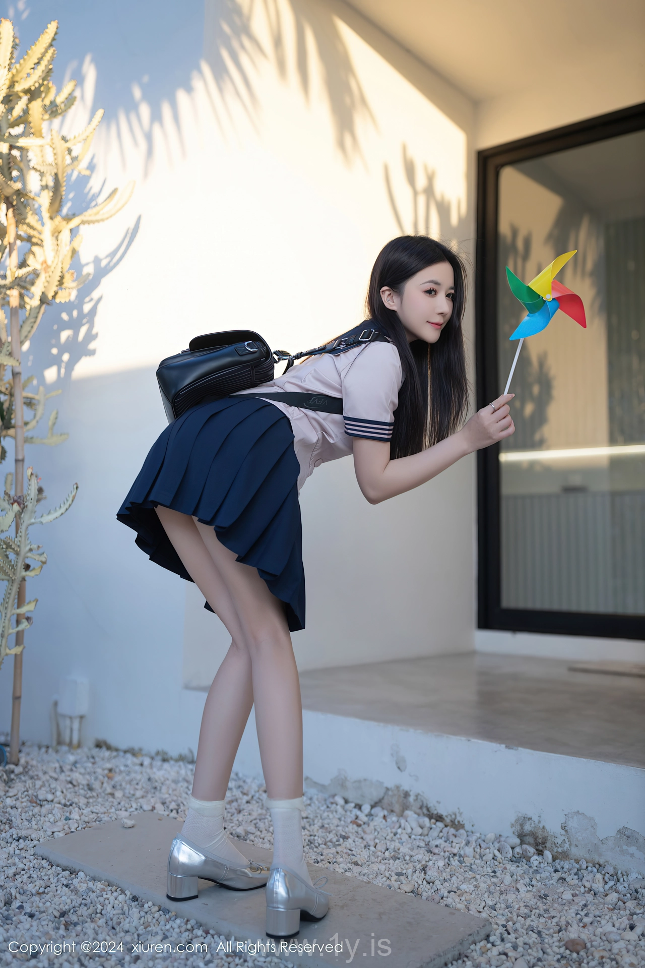 XIUREN(秀人网) No.8244 Glamorous Chinese Girl 鱼子酱Fish