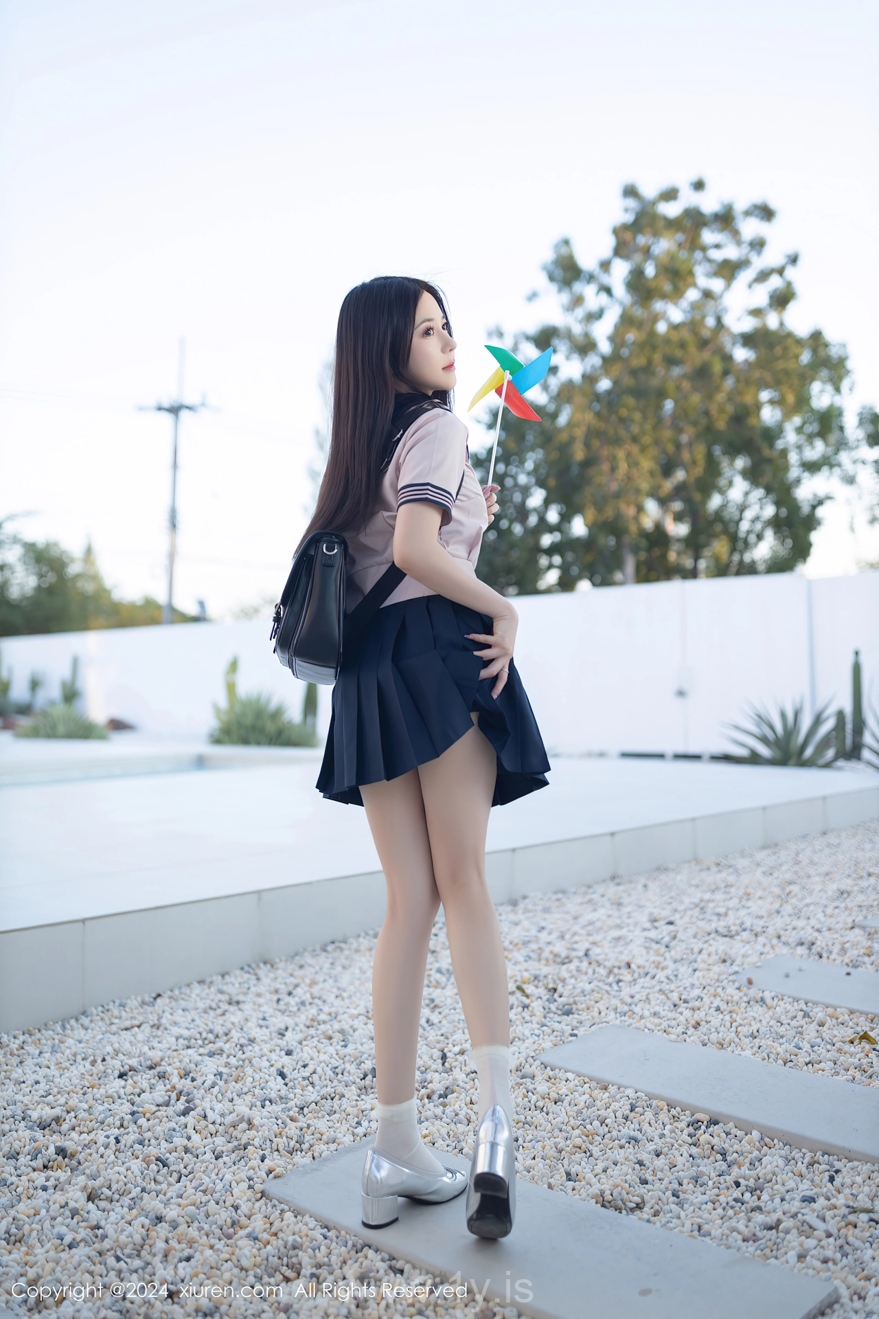 XIUREN(秀人网) No.8244 Glamorous Chinese Girl 鱼子酱Fish