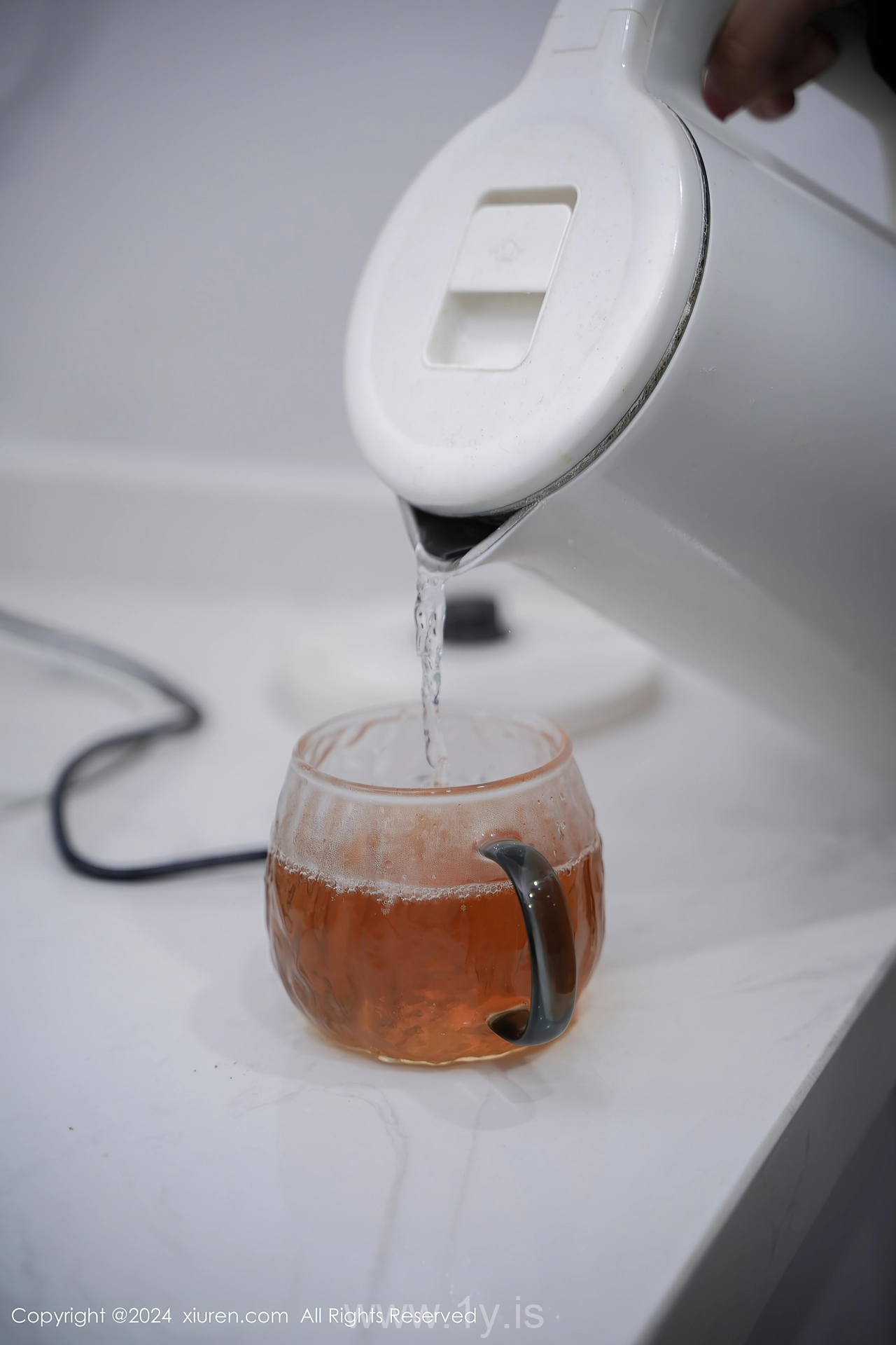 XIUREN(秀人网) No.8249 Enchanting Asian Goddess Carol周妍希X