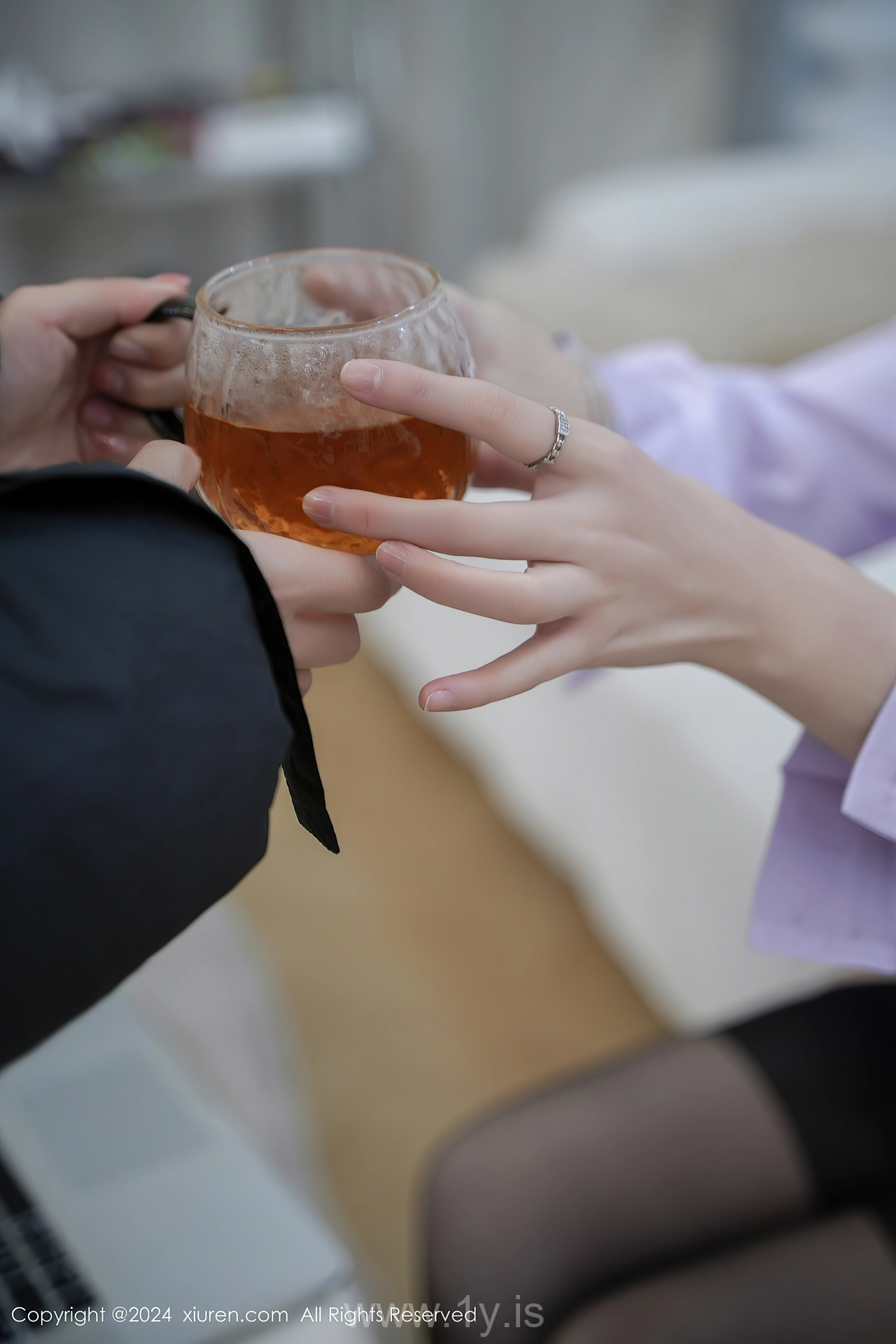 XIUREN(秀人网) No.8249 Enchanting Asian Goddess Carol周妍希X