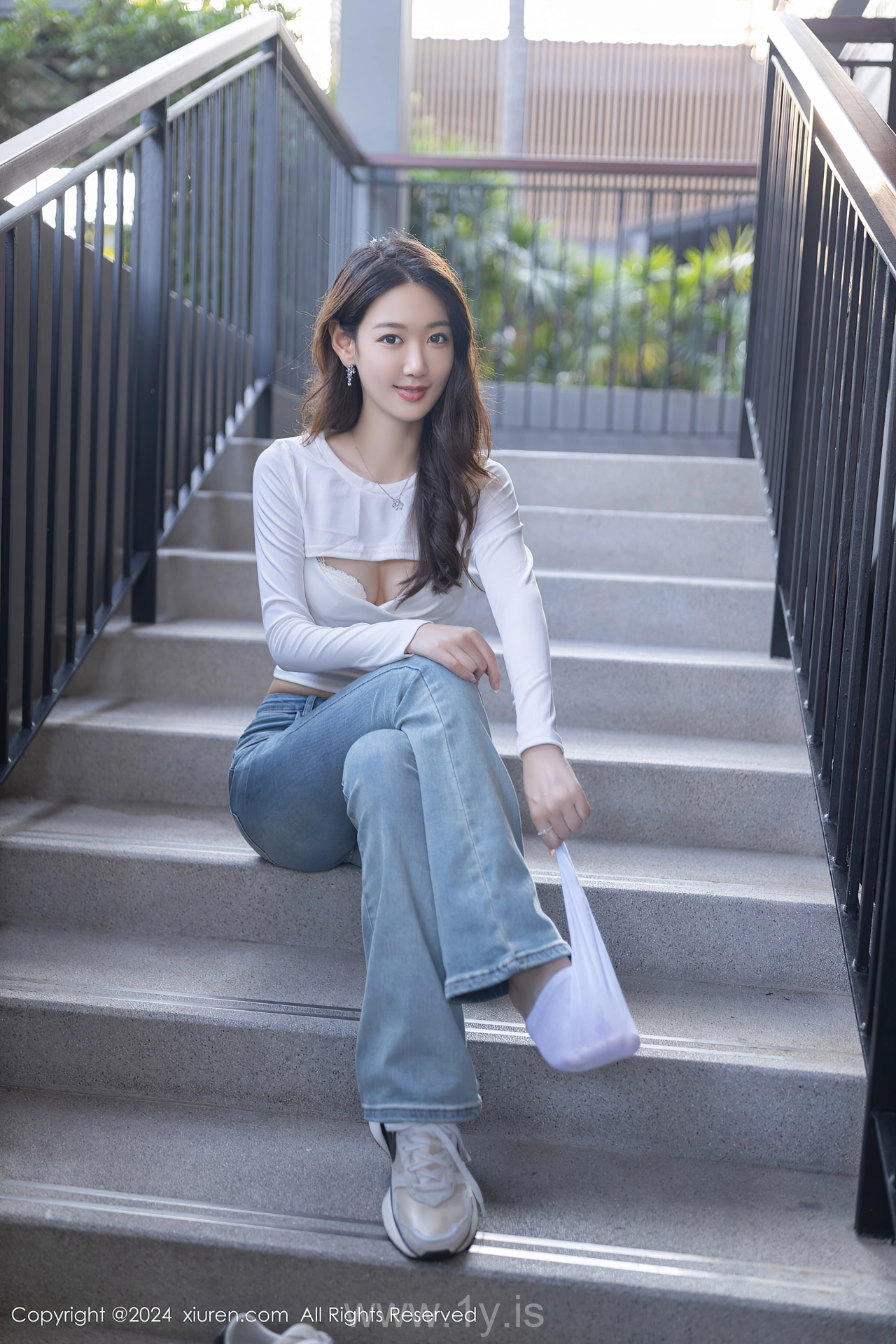 XIUREN(秀人网) No.8250 Sparkling Asian Enchantress 唐安琪