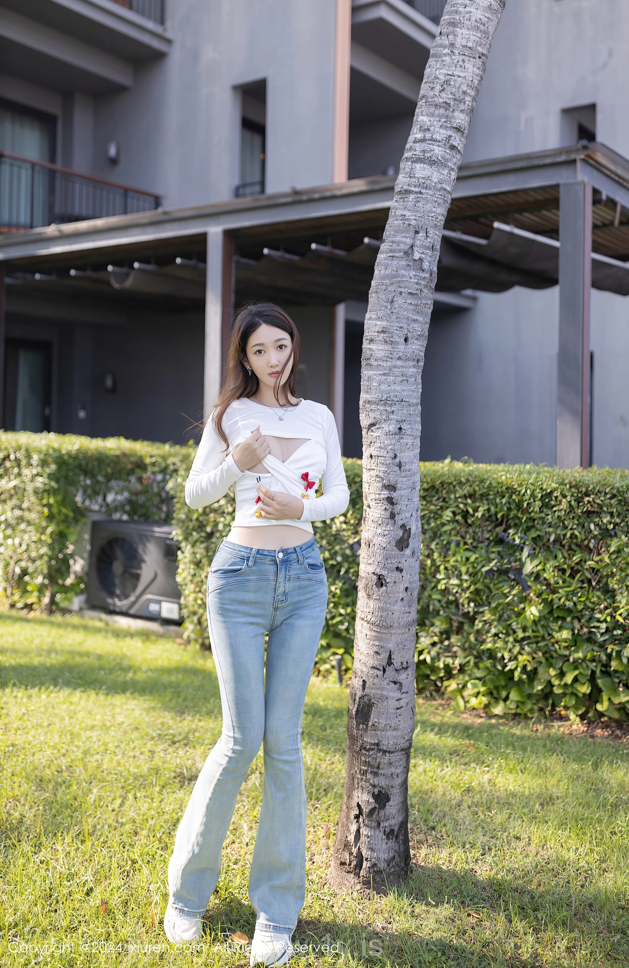 XIUREN(秀人网) No.8250 Sparkling Asian Enchantress 唐安琪