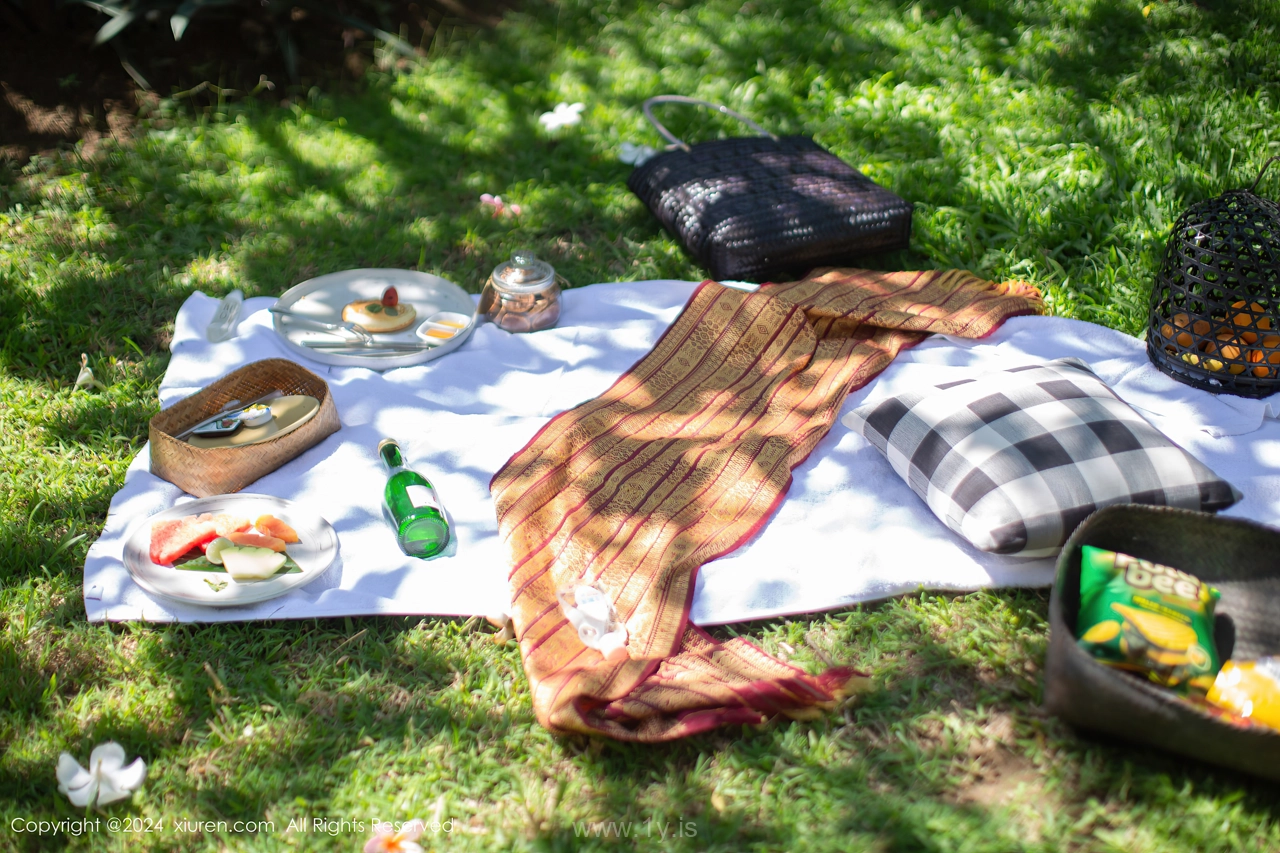 XIUREN(秀人网) No.8256 Sparkling Asian Jewel 绮里嘉ula