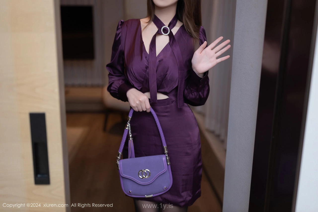 XIUREN(秀人网) No.8264 Delicate Chinese Nymph 杏子Yada