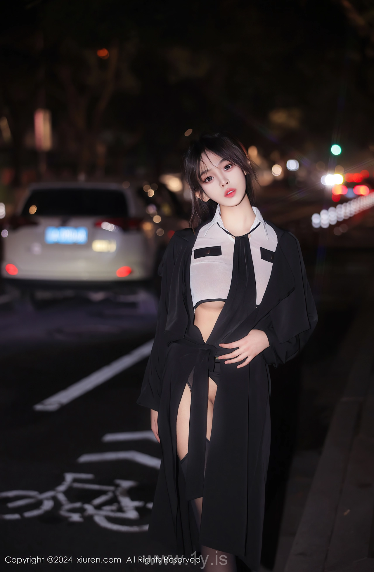 XIUREN(秀人网) No.8265 Elegant Chinese Teen 王心悦