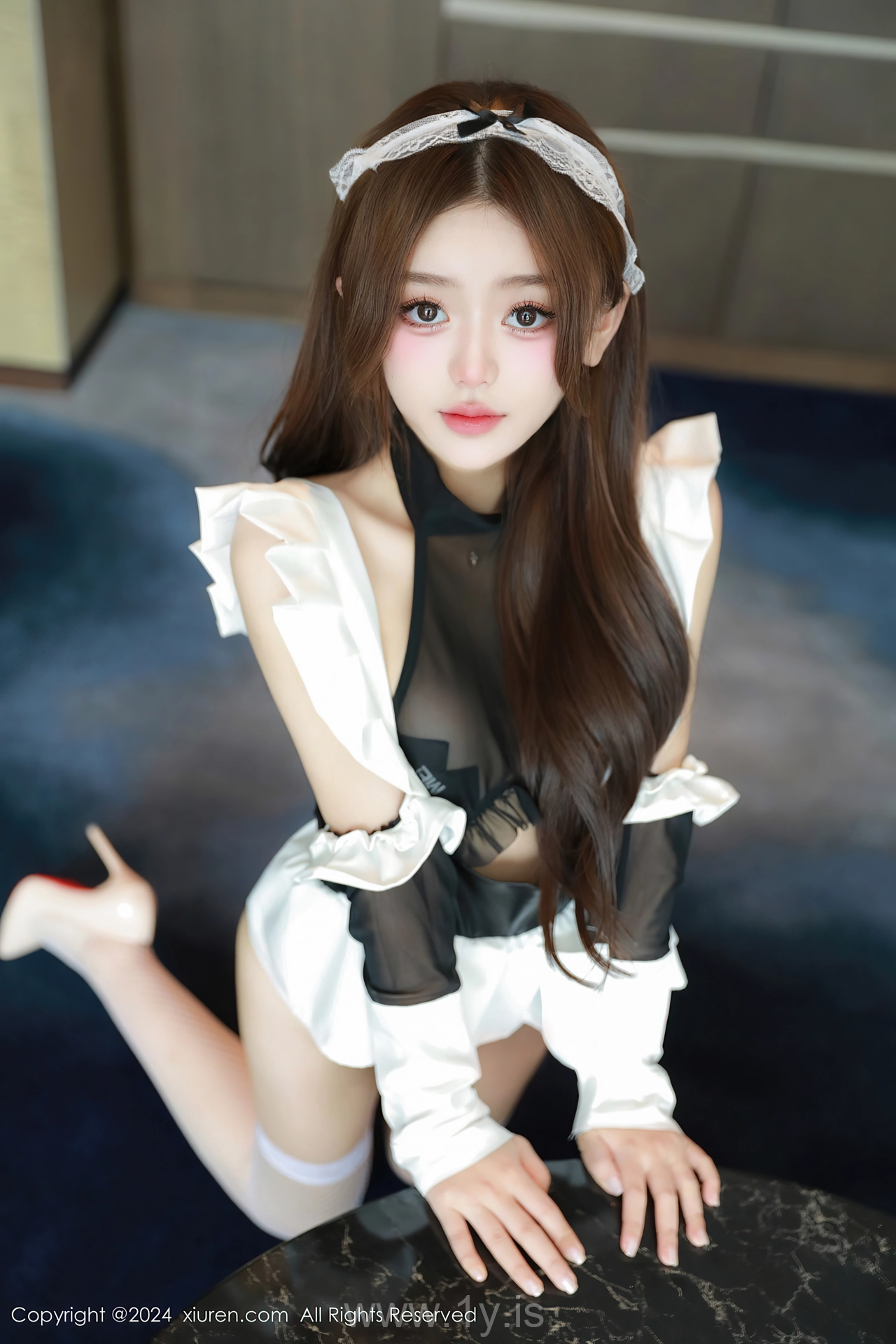 XIUREN(秀人网) No.8282 Beautiful & Stylish Asian Maiden 媃柔rourou