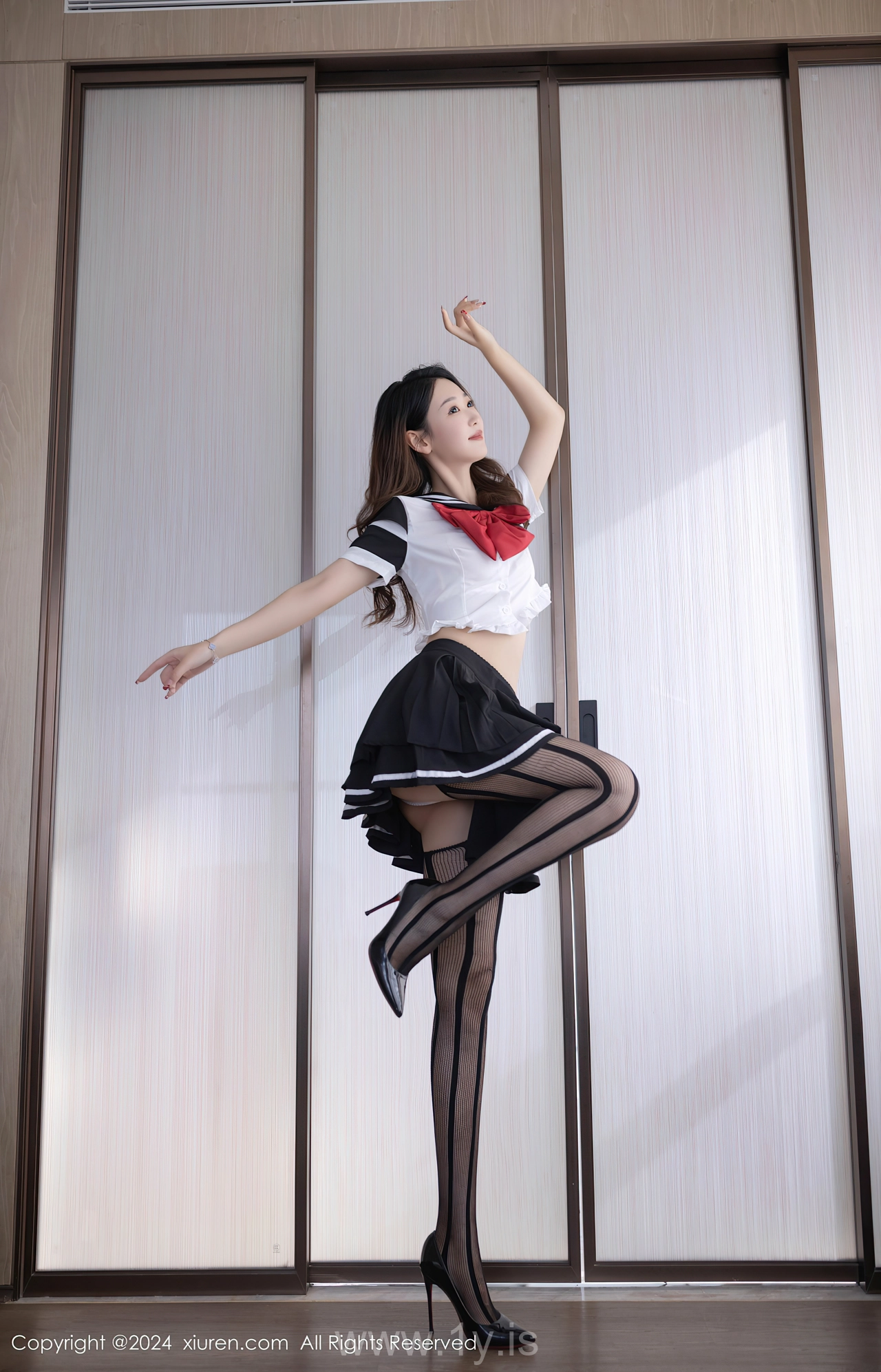 XIUREN(秀人网) No.8287 Gorgeous Chinese Peri 唐安琪