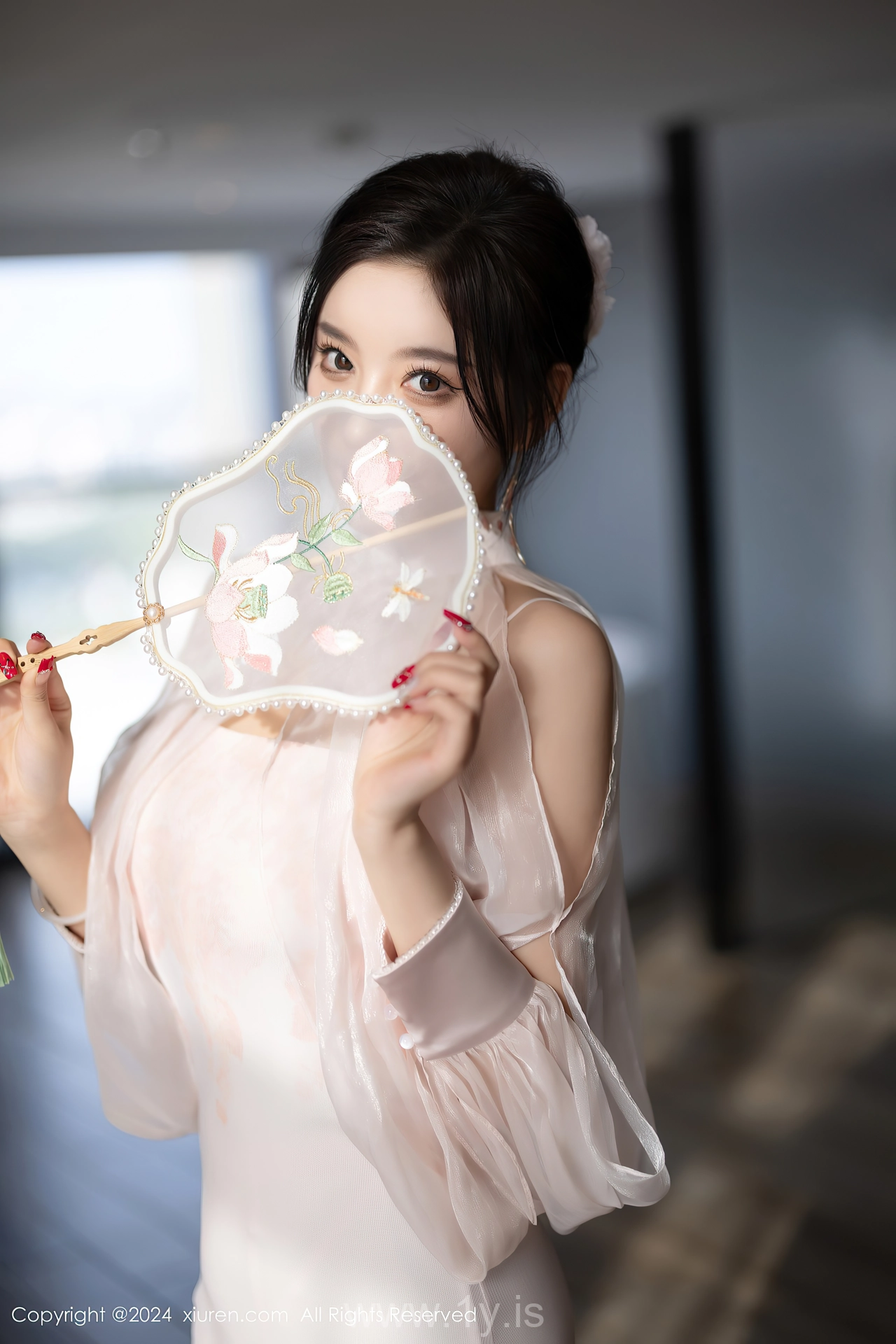 XIUREN(秀人网) No.8294 Quiet Chinese Women 杨晨晨Yome