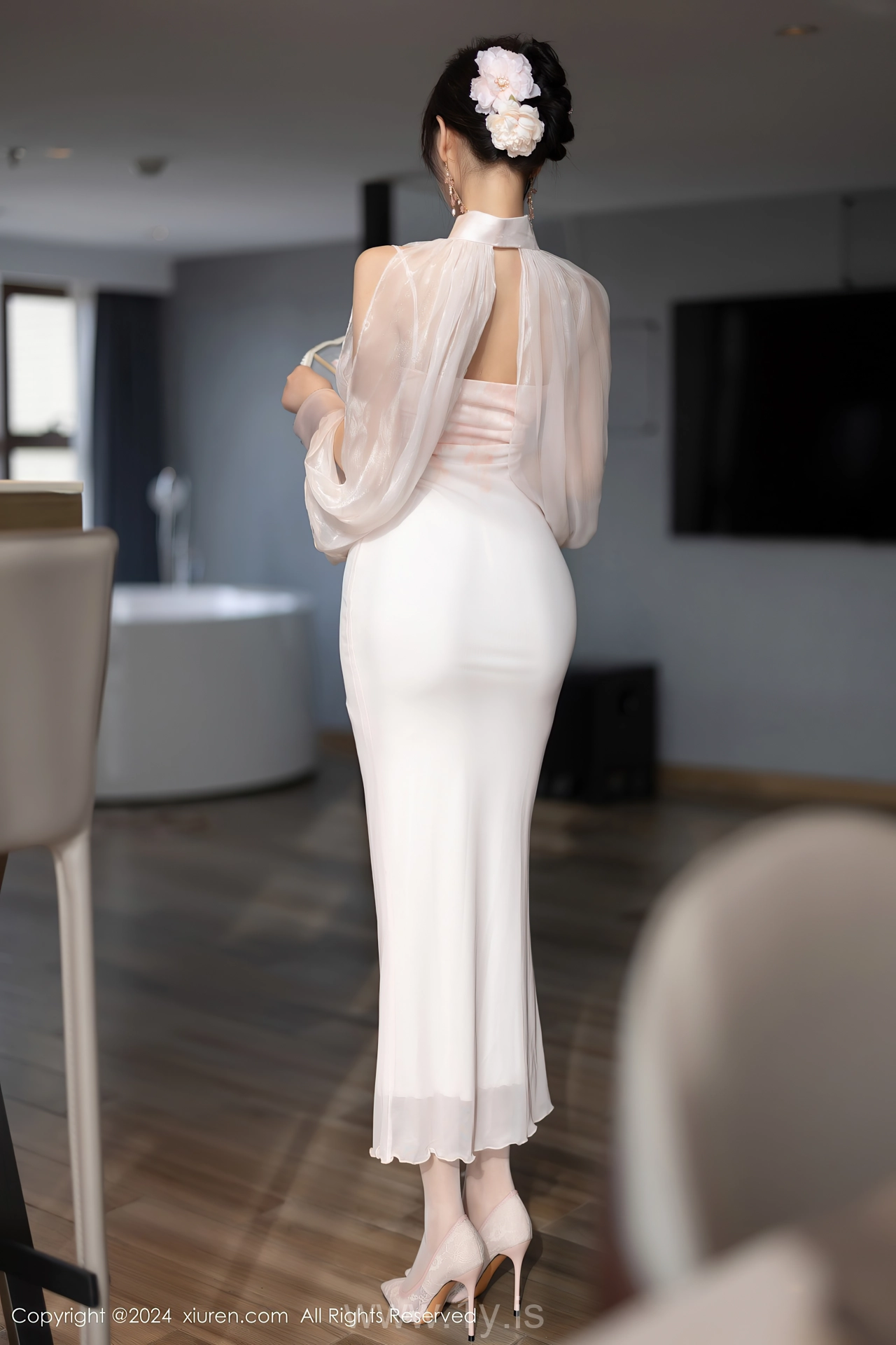 XIUREN(秀人网) No.8294 Quiet Chinese Women 杨晨晨Yome