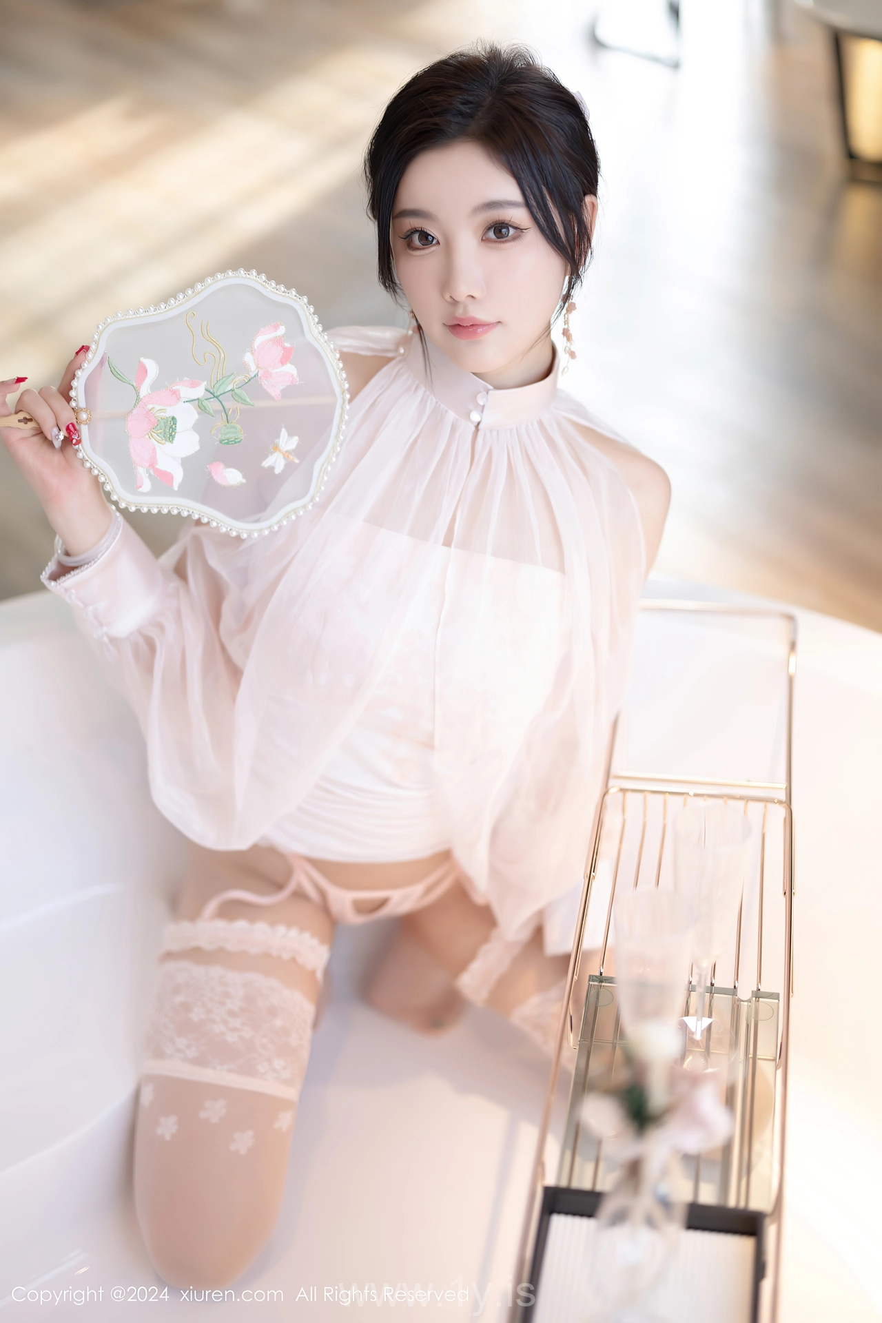 XIUREN(秀人网) No.8294 Quiet Chinese Women 杨晨晨Yome