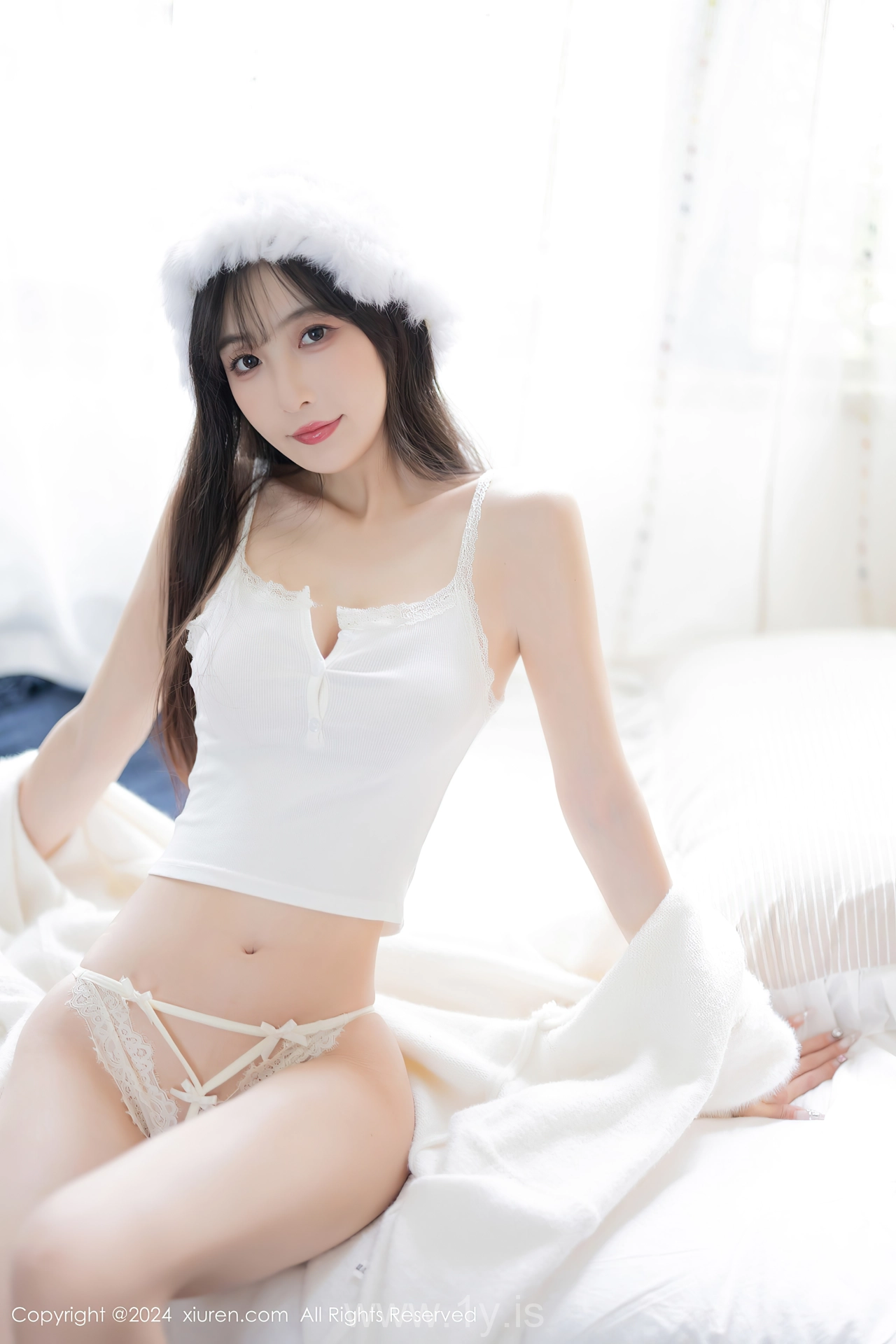 XIUREN(秀人网) No.8307 Vivacious & Enigmatic Chinese Maiden 林星阑