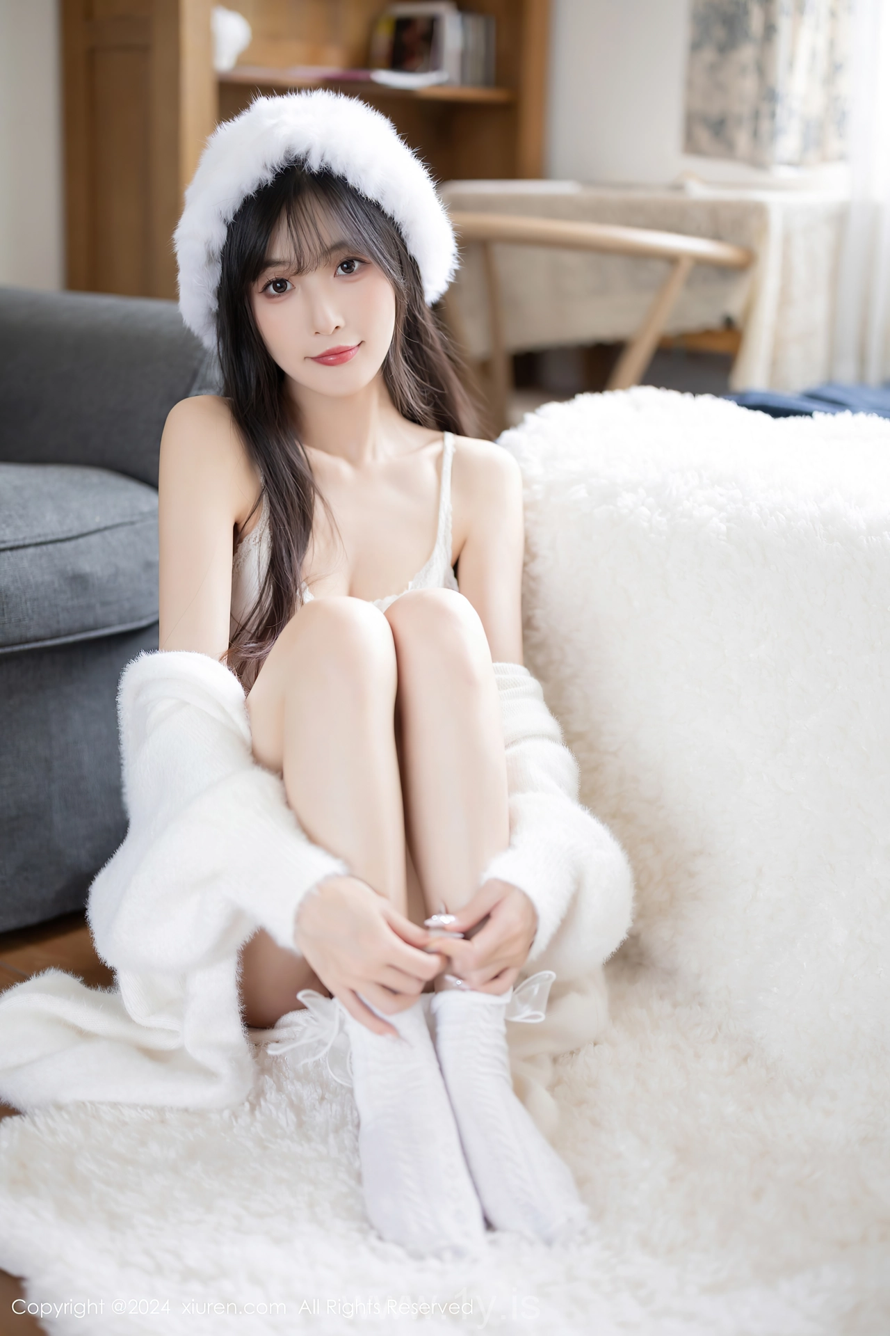 XIUREN(秀人网) No.8307 Vivacious & Enigmatic Chinese Maiden 林星阑