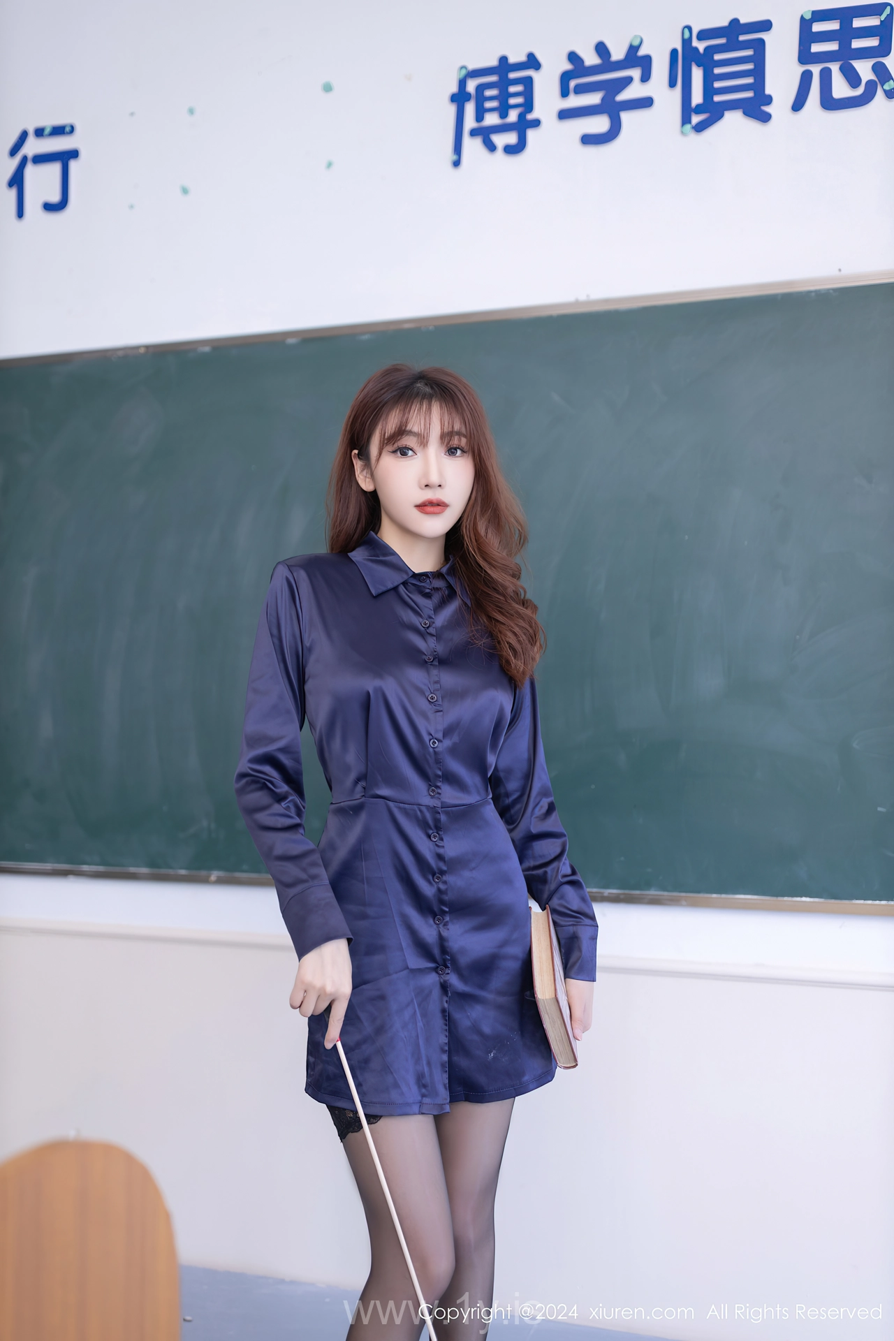 XIUREN(秀人网) No.8309 Classy & Sparkling Chinese Cutie 陆萱萱