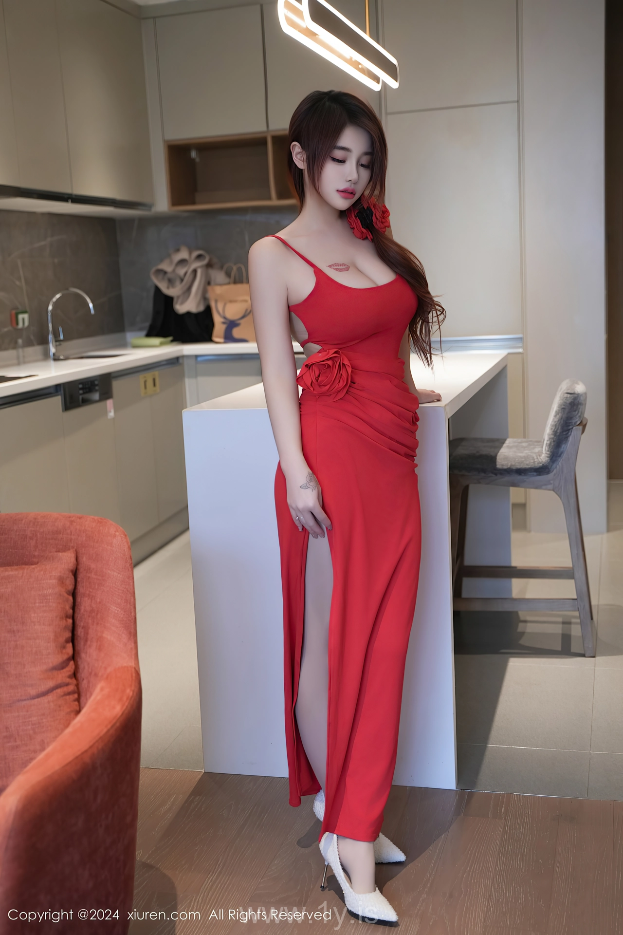 XIUREN(秀人网) No.8313 Stunning Asian Mature Princess 美七Mia