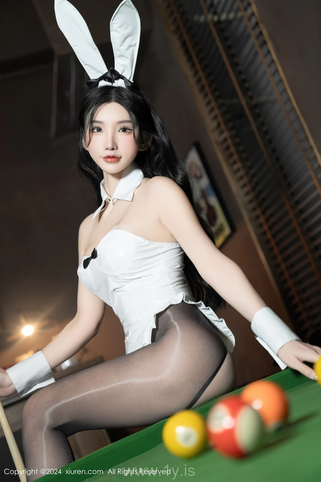 XIUREN(秀人网) No.8318 Dazzling Chinese Beauty Queen 周于希Sally