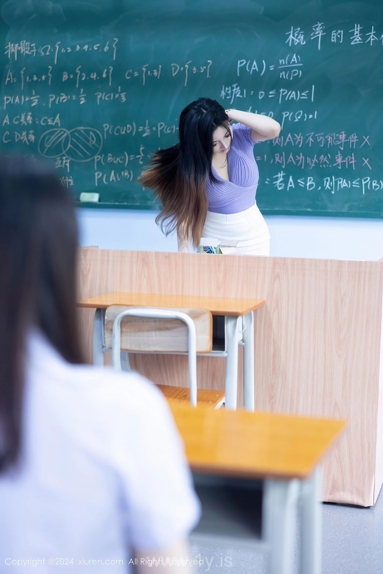 XIUREN(秀人网) No.8319 Tempting Chinese Jewel 豆瓣酱模特合集