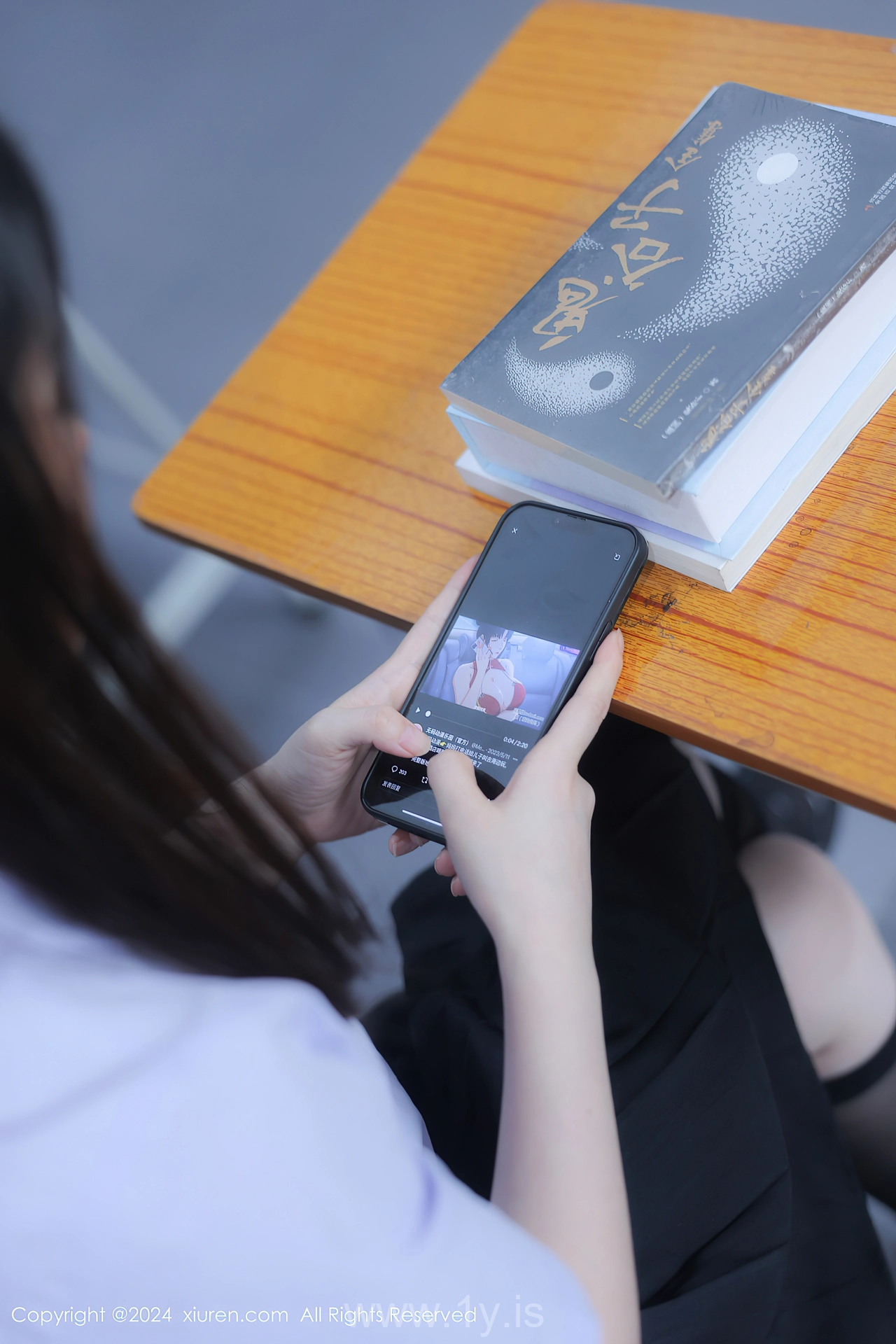 XIUREN(秀人网) No.8319 Tempting Chinese Jewel 豆瓣酱模特合集