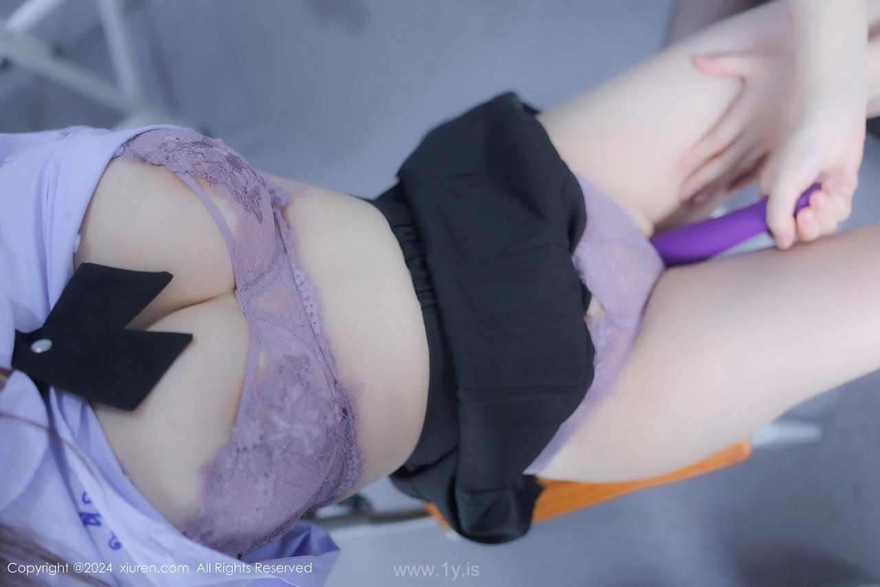 XIUREN(秀人网) No.8319 Tempting Chinese Jewel 豆瓣酱模特合集