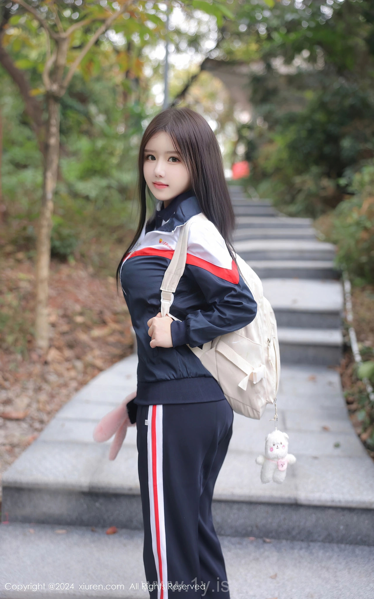 XIUREN(秀人网) No.8335 Appealing & Delicate Chinese Women 小薯条nienie