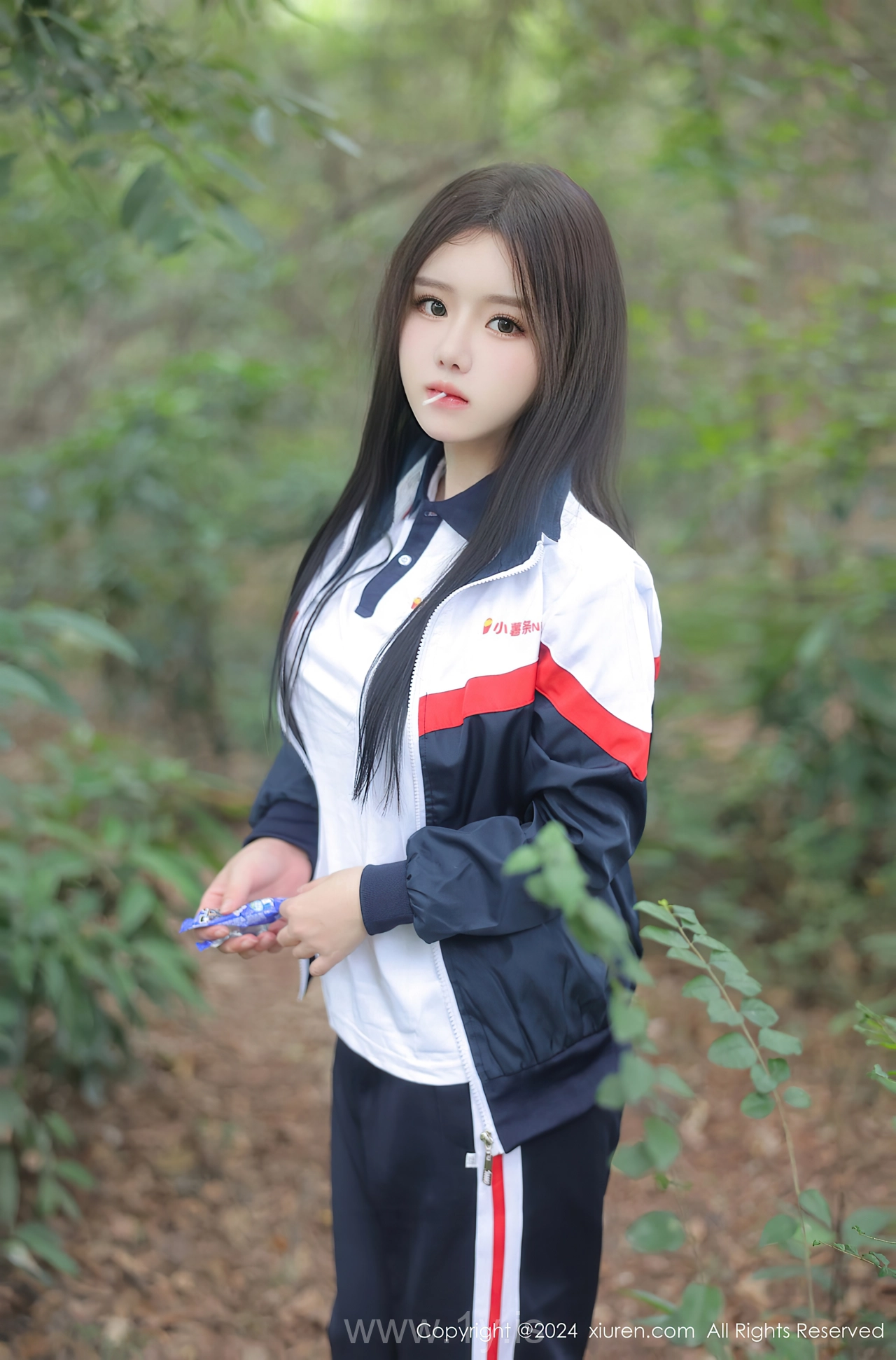 XIUREN(秀人网) No.8335 Appealing & Delicate Chinese Women 小薯条nienie