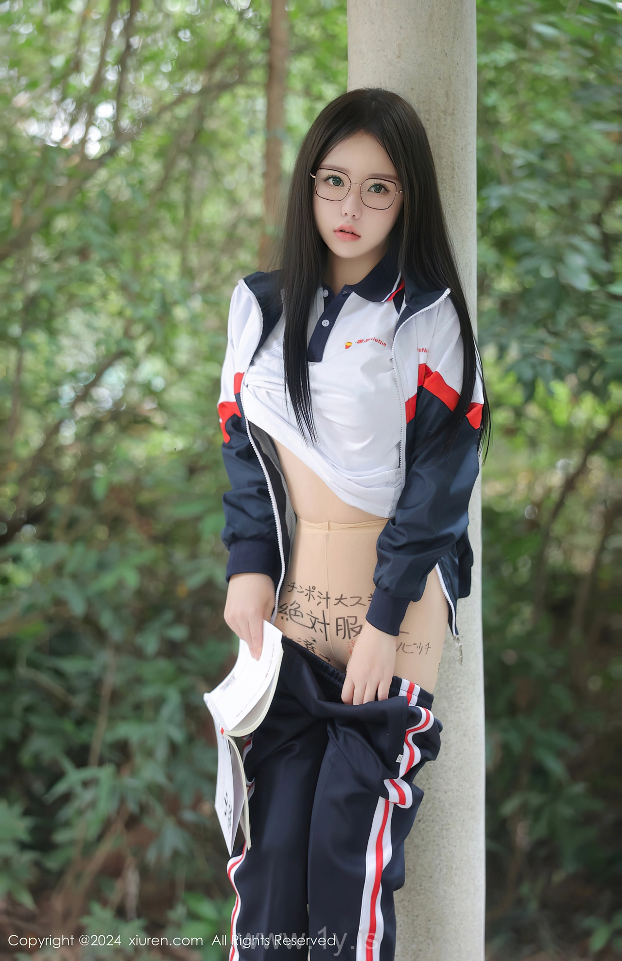 XIUREN(秀人网) No.8335 Appealing & Delicate Chinese Women 小薯条nienie