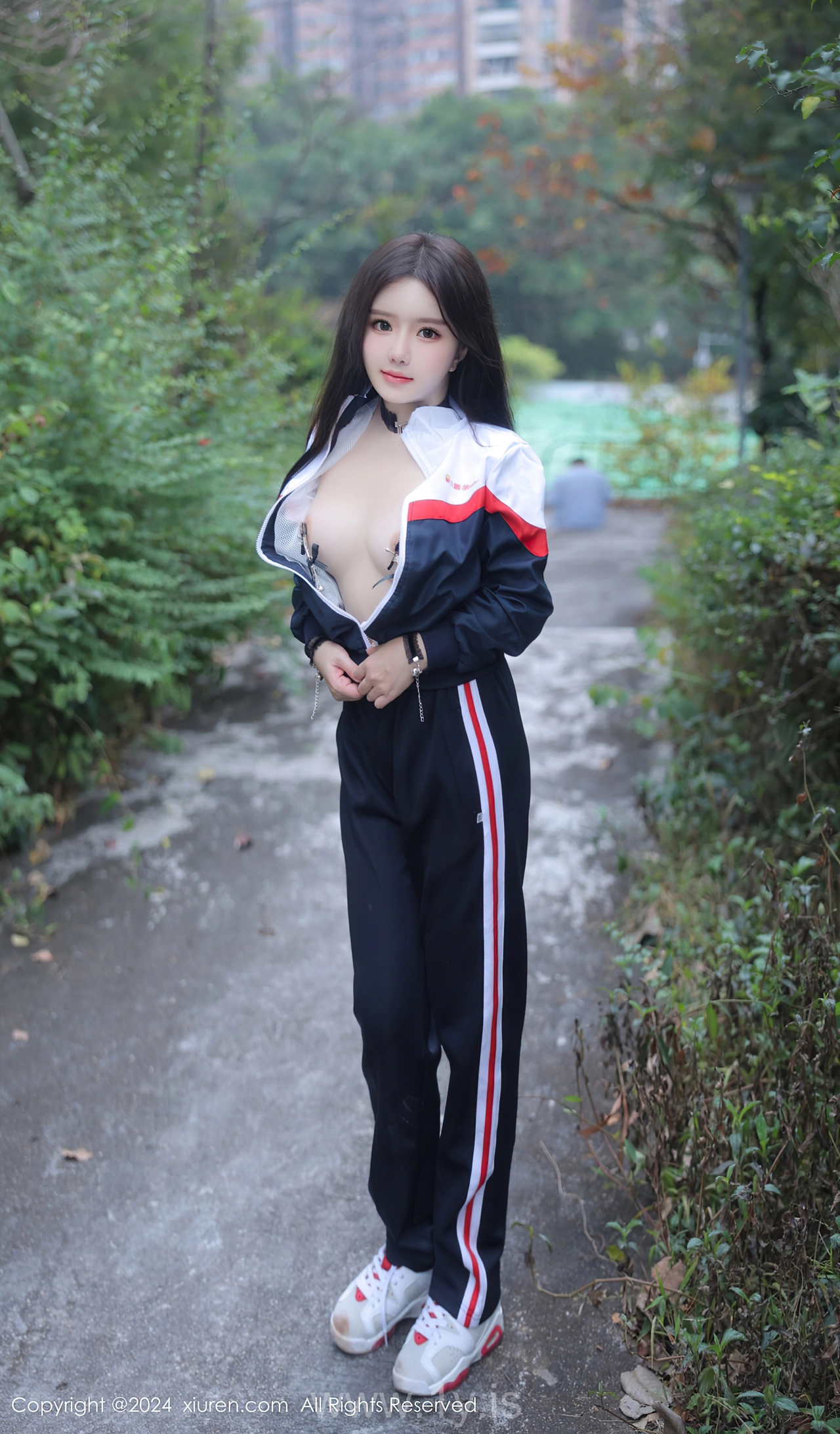 XIUREN(秀人网) No.8335 Appealing & Delicate Chinese Women 小薯条nienie