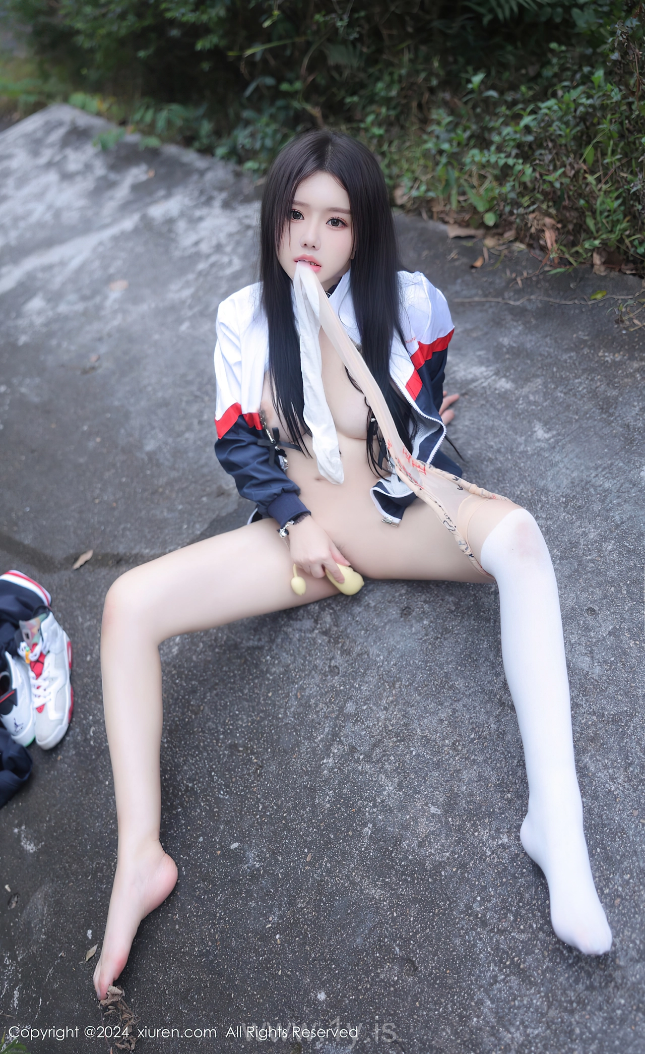 XIUREN(秀人网) No.8335 Appealing & Delicate Chinese Women 小薯条nienie