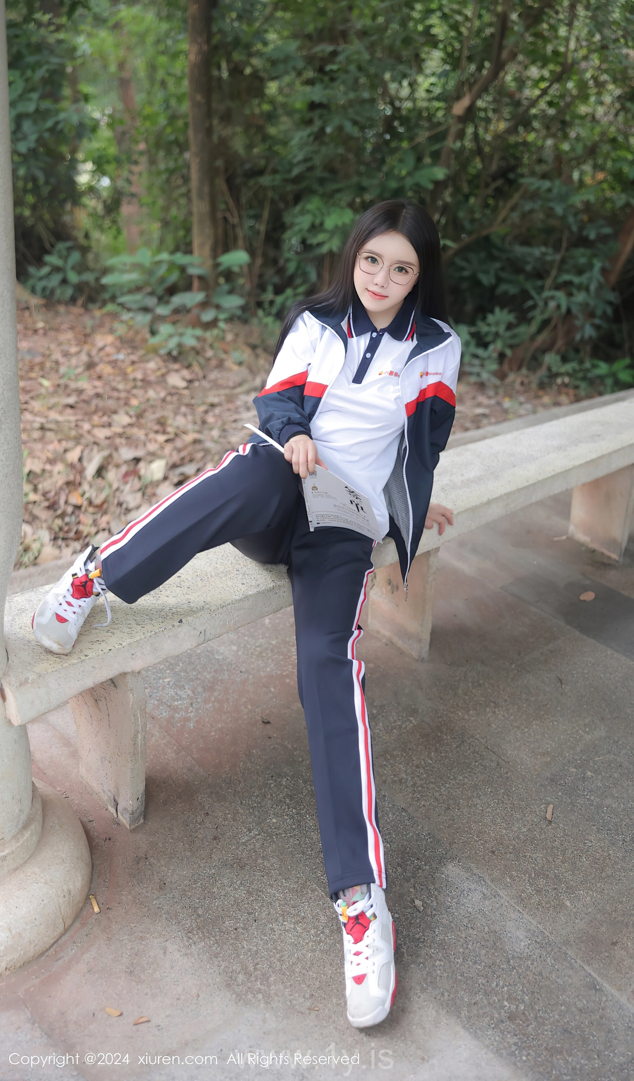 XIUREN(秀人网) No.8335 Appealing & Delicate Chinese Women 小薯条nienie