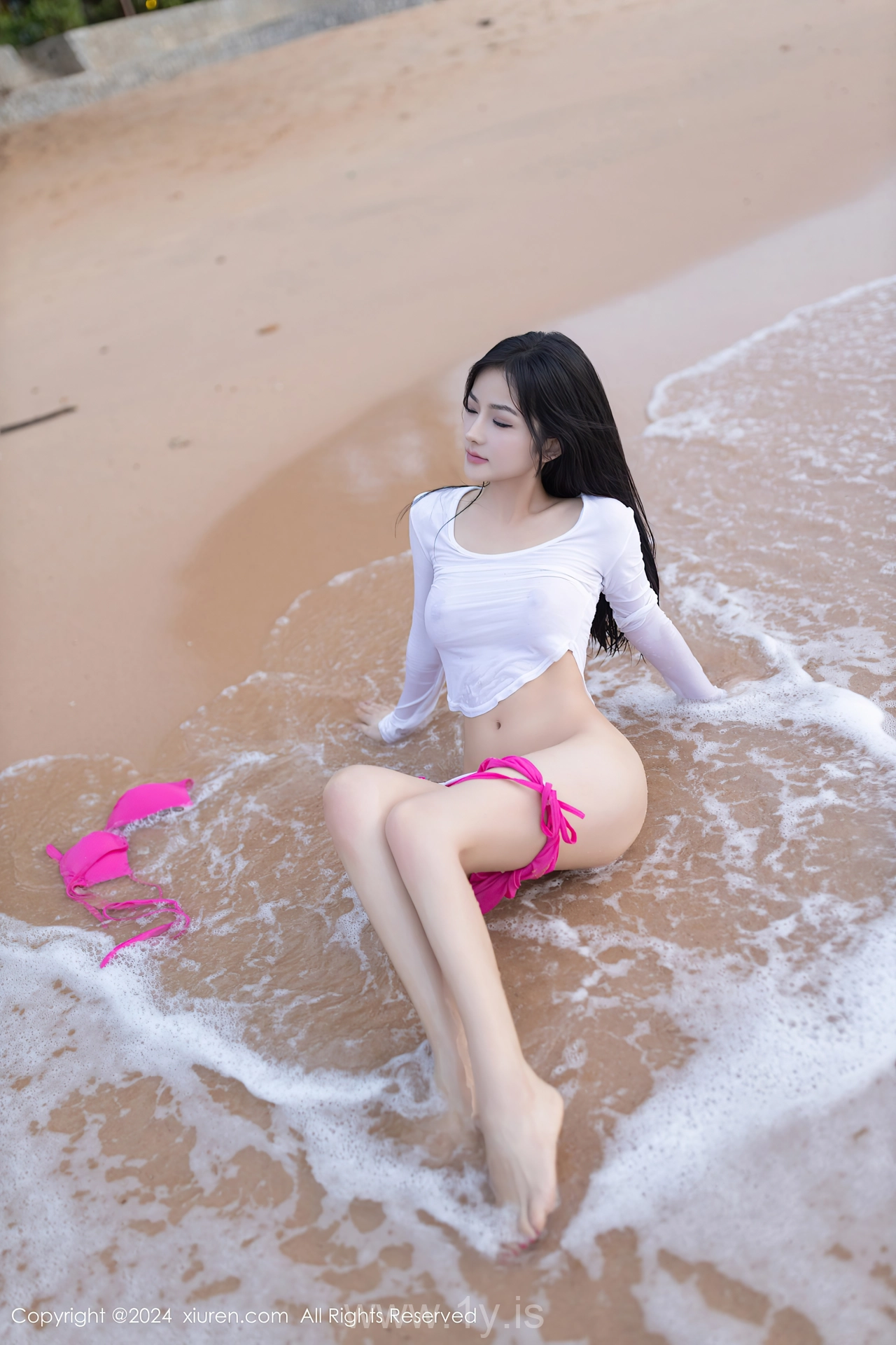 XIUREN(秀人网) No.8341 Stylish Chinese Mature Princess 谭小灵