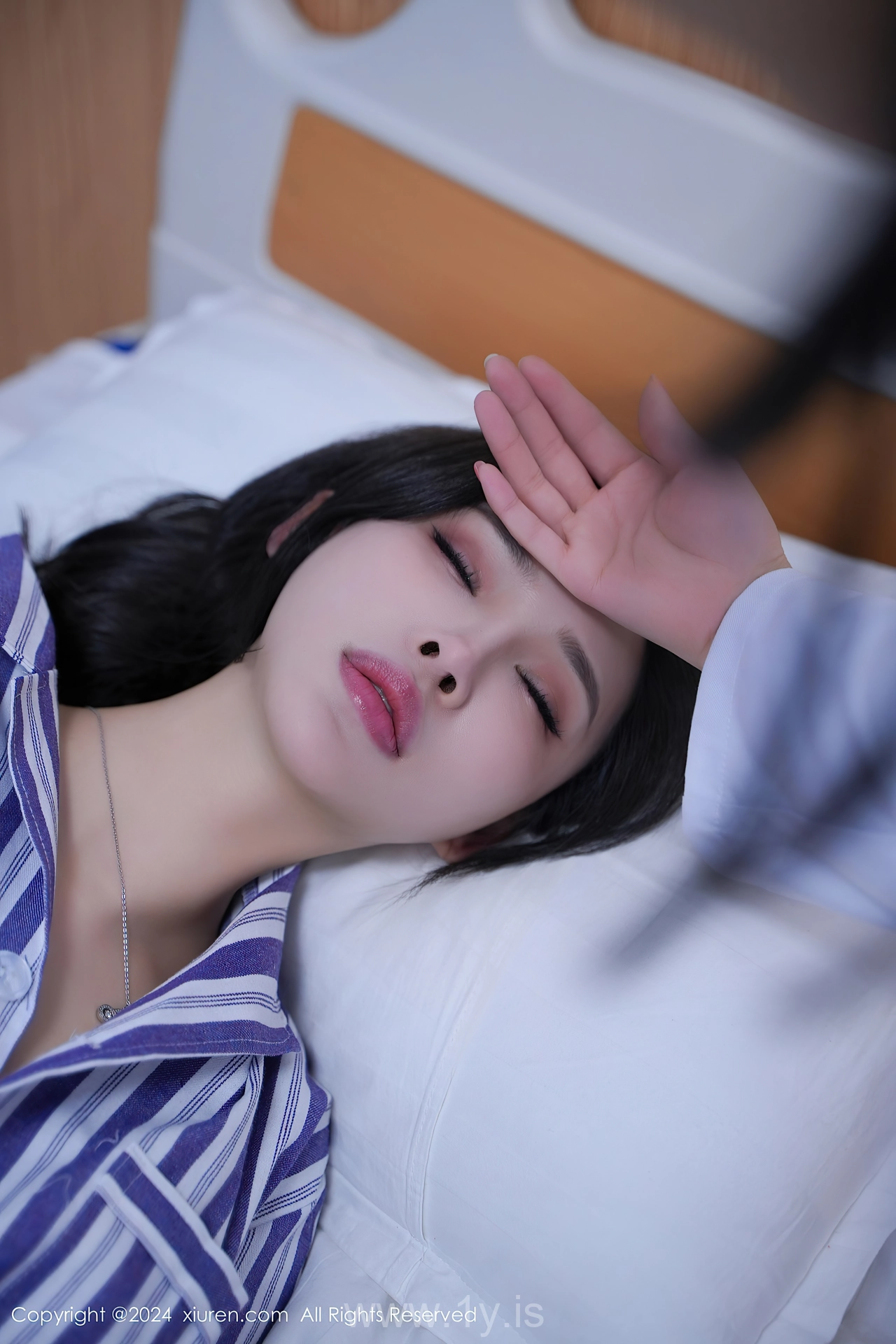 XIUREN(秀人网) No.8346 Nice-looking Asian Beauty Queen Carol周妍希X