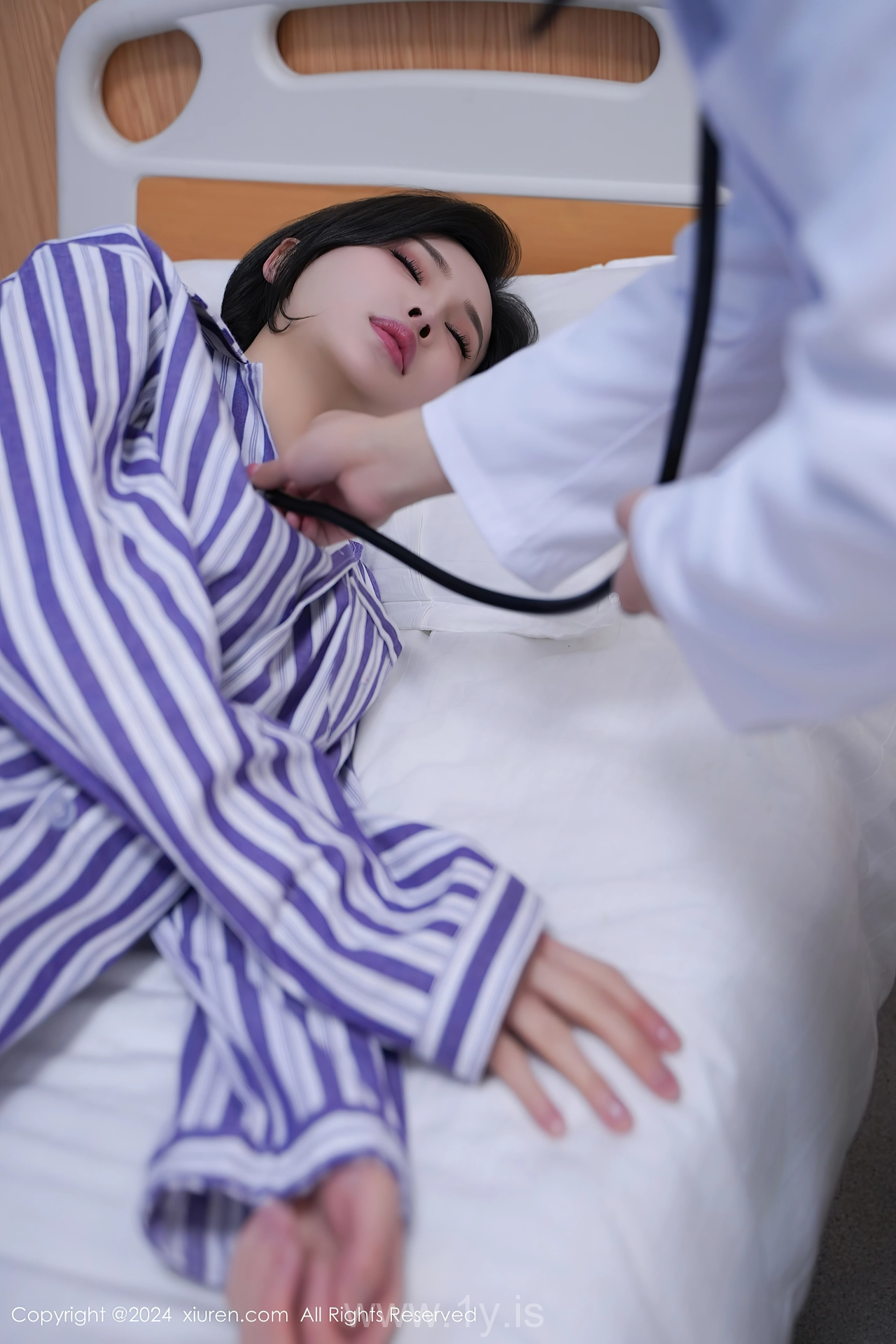 XIUREN(秀人网) No.8346 Nice-looking Asian Beauty Queen Carol周妍希X