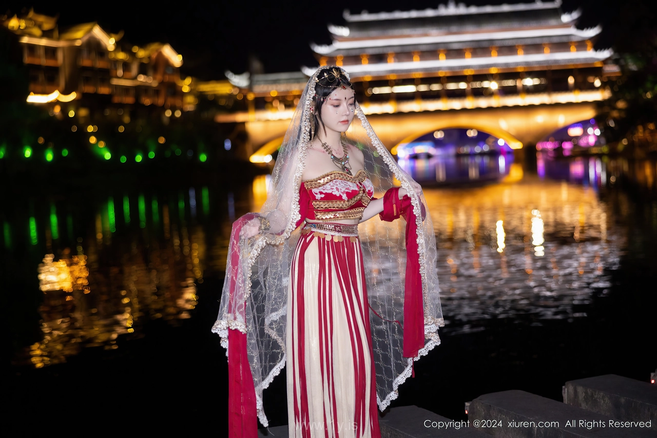 XIUREN(秀人网) No.8349 Classy Chinese Beauty Queen 豆瓣酱