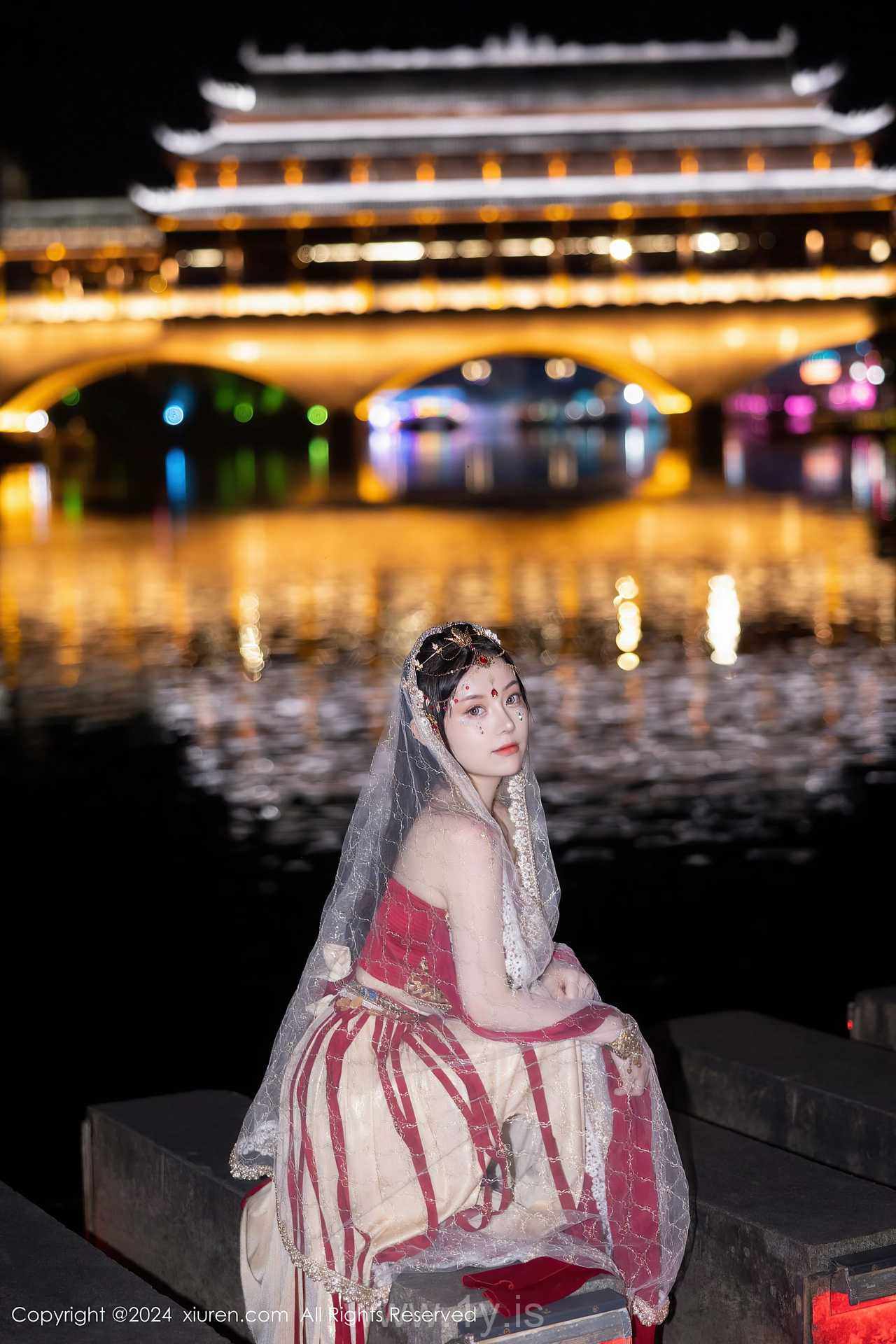 XIUREN(秀人网) No.8349 Classy Chinese Beauty Queen 豆瓣酱