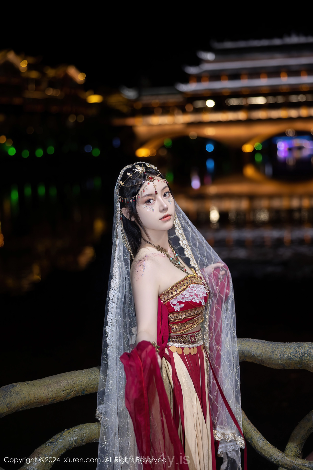 XIUREN(秀人网) No.8349 Classy Chinese Beauty Queen 豆瓣酱