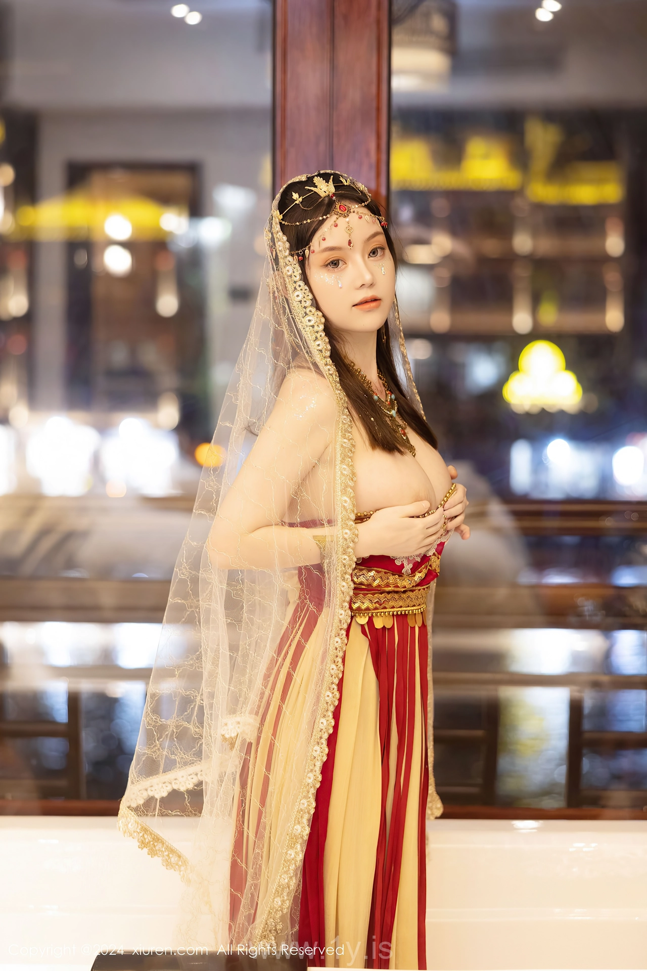 XIUREN(秀人网) No.8349 Classy Chinese Beauty Queen 豆瓣酱