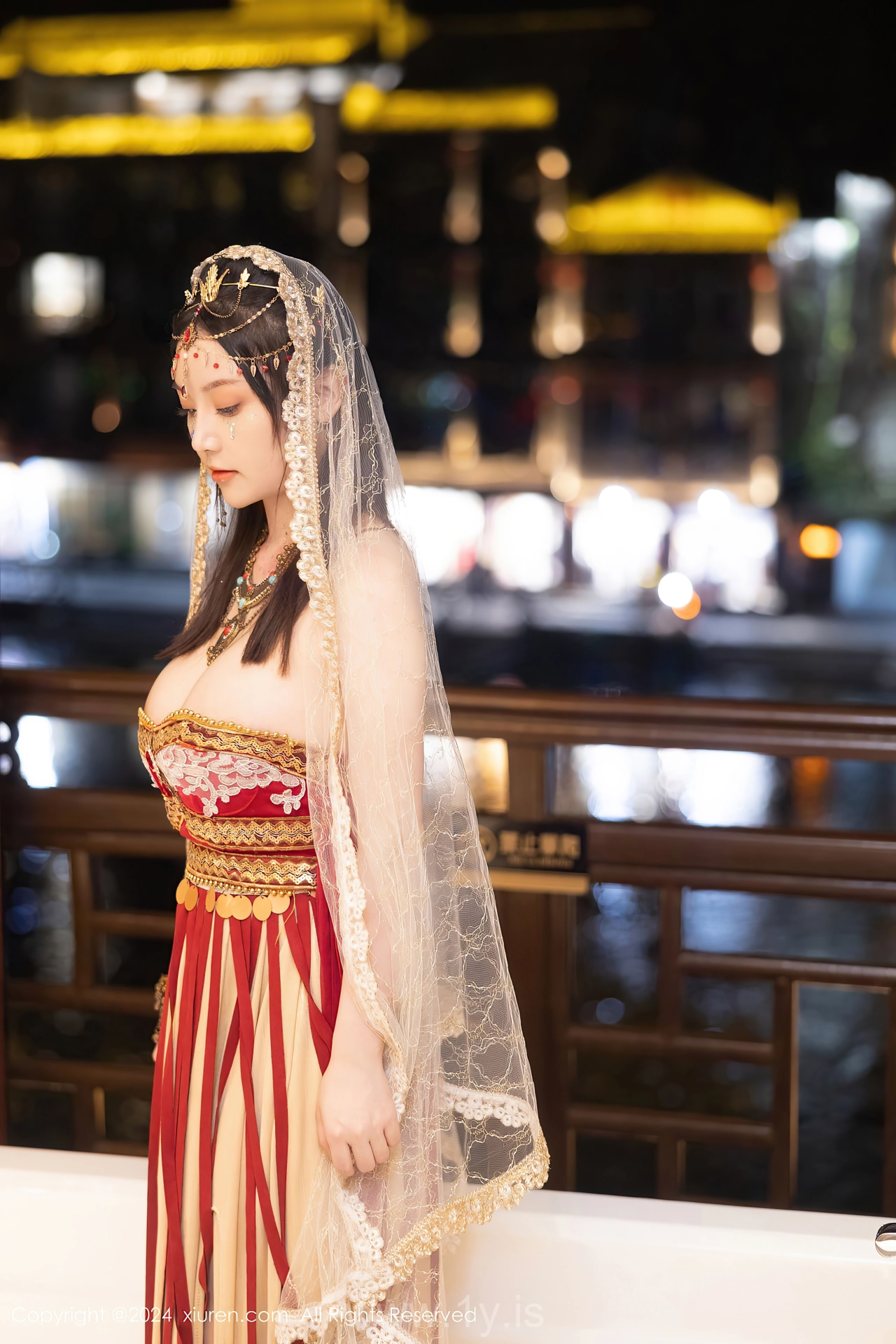 XIUREN(秀人网) No.8349 Classy Chinese Beauty Queen 豆瓣酱