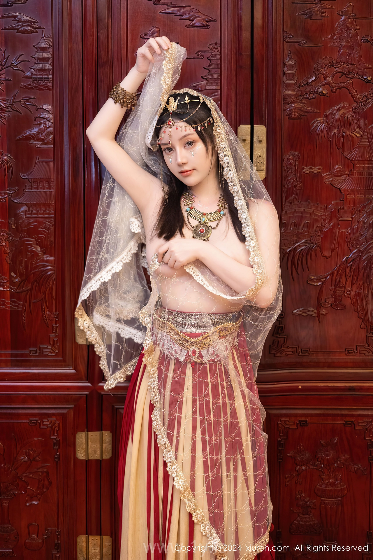 XIUREN(秀人网) No.8349 Classy Chinese Beauty Queen 豆瓣酱