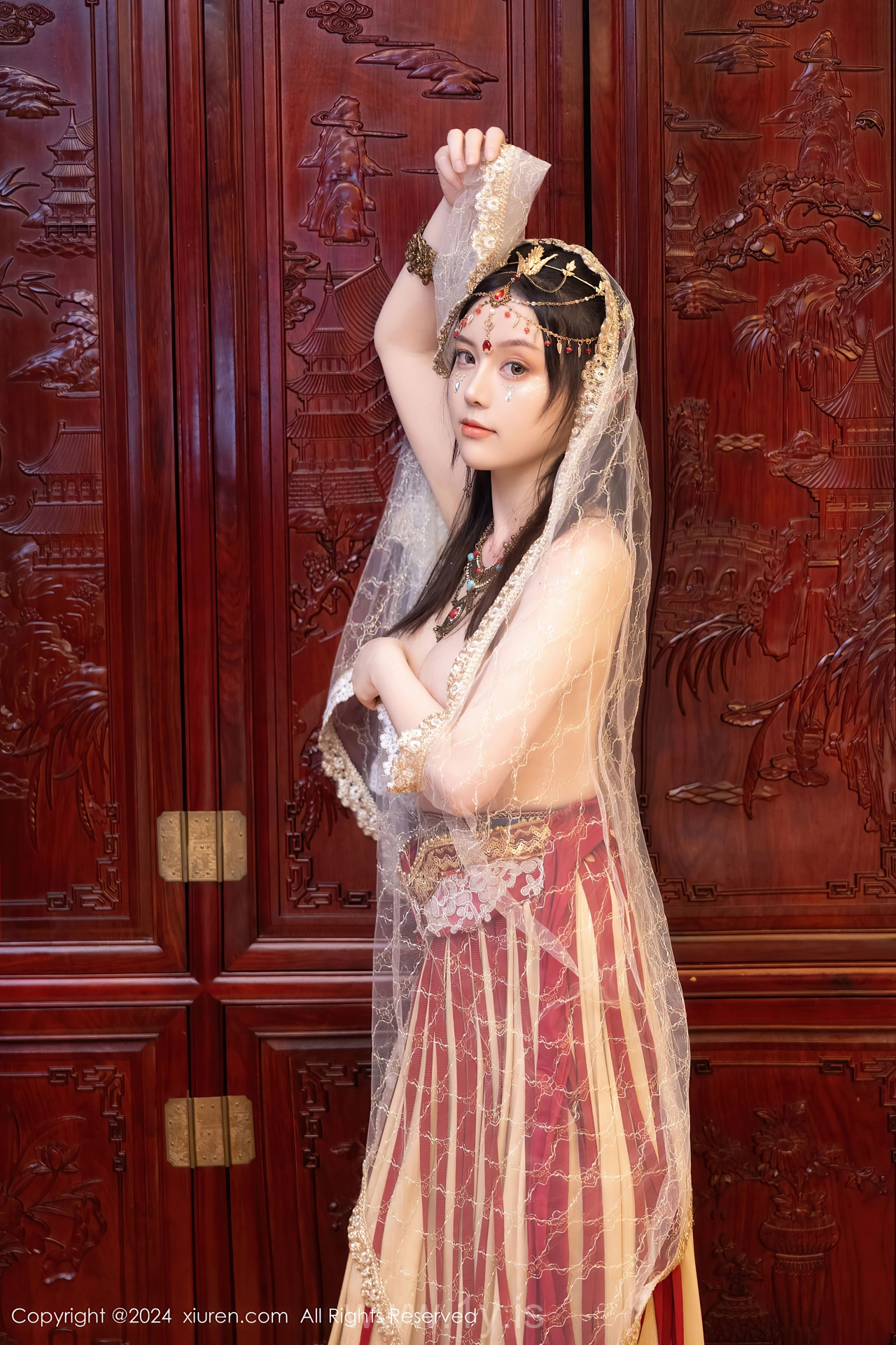 XIUREN(秀人网) No.8349 Classy Chinese Beauty Queen 豆瓣酱